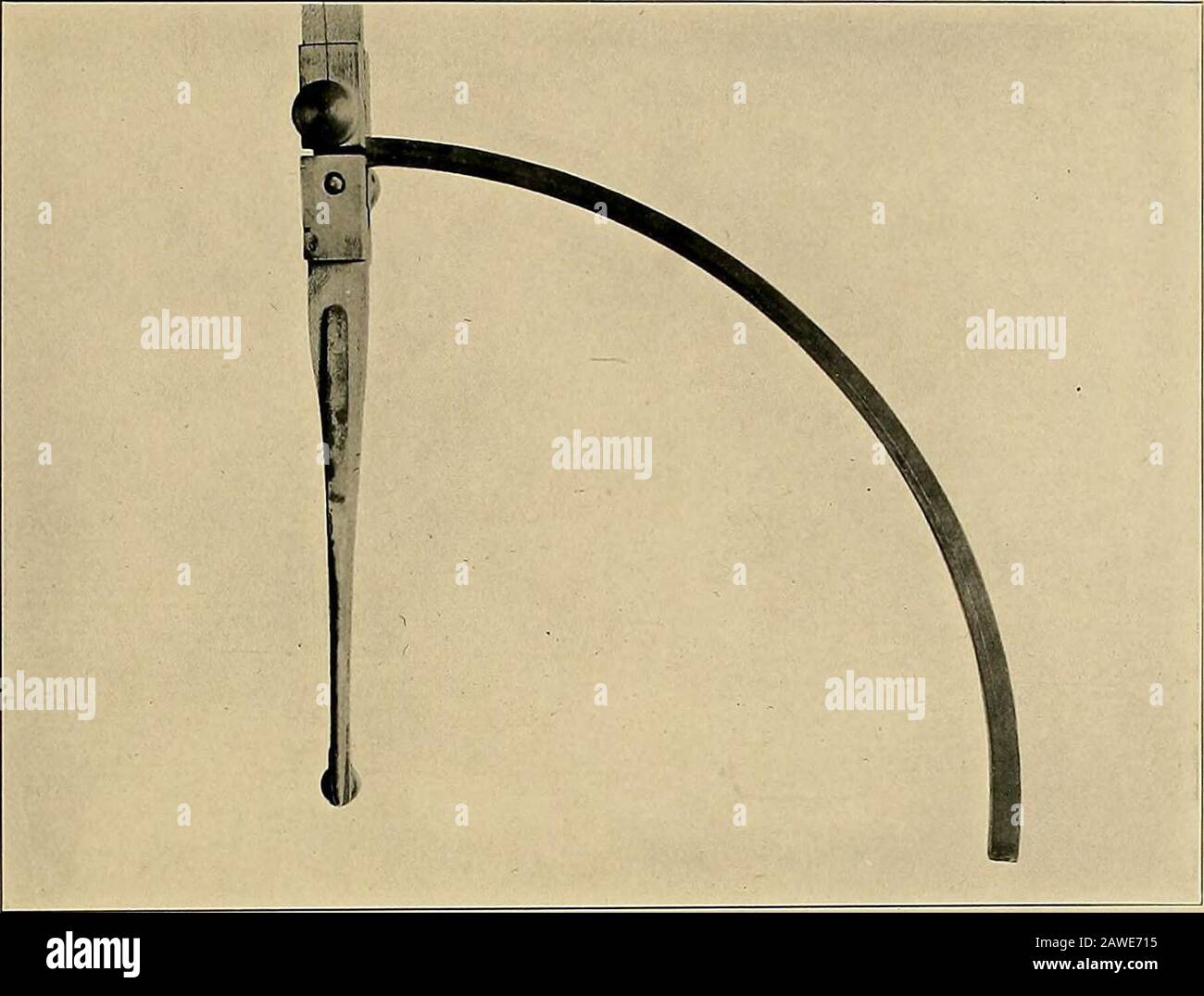 The Philippine journal of science . VENTRO-LATERAL VIEW OF THE CEPHALOGRAPH AT WORK AT TAYTAY, PROVINCE OF RIZAL, ISLAND OF LUZON, IN 1909. PLATE I. Bean : A Cephalograph.] [Phil. Journ. Sci., Vol. IV, No. 5.. Fig. 1. THE MEASURING ARM OF THE PANTOGRAPH. THE SIDE FACING THE OPERATOR OF THE CEPHALOGRAPH. Stock Photo
