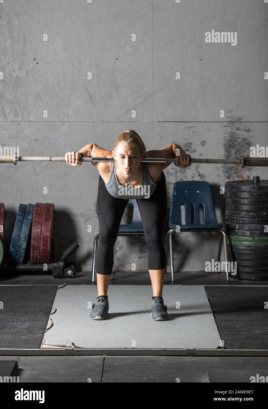 Weight lifting, fitness woman, bar hi-res stock photography and images -  Page 4 - Alamy