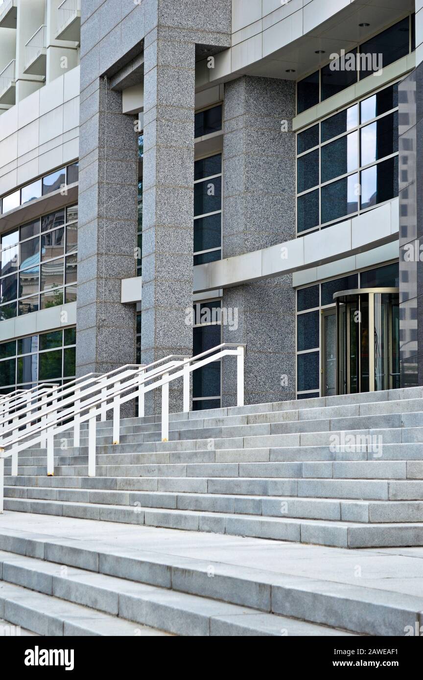 Front Facade of a Modern Commercial Building Stock Photo - Alamy