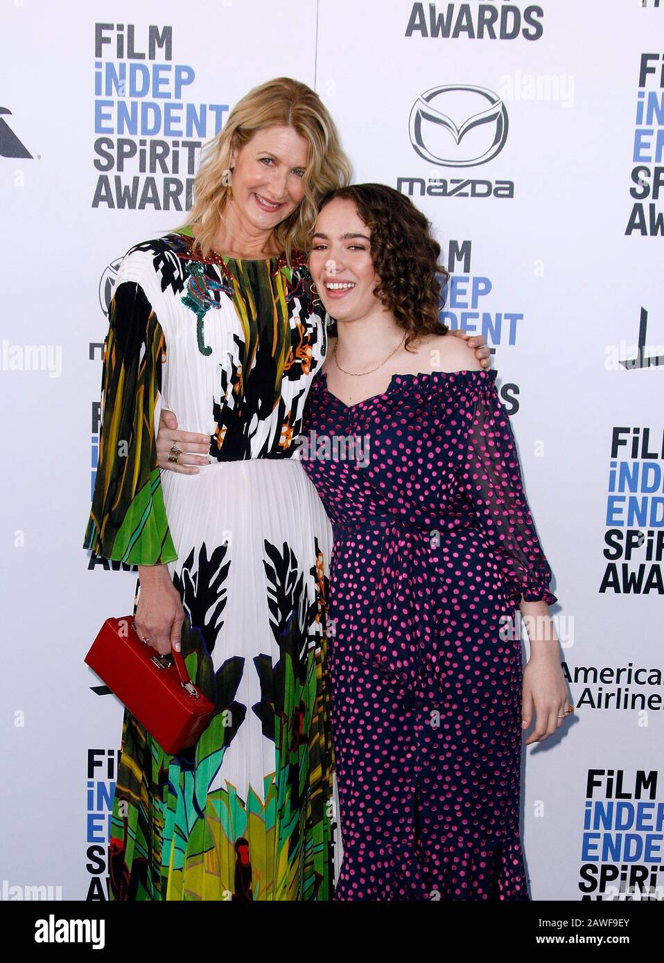 SANTA MONICA, CALIFORNIA - FEBRUARY 08: Jaya Harper, Laura Dern attends
