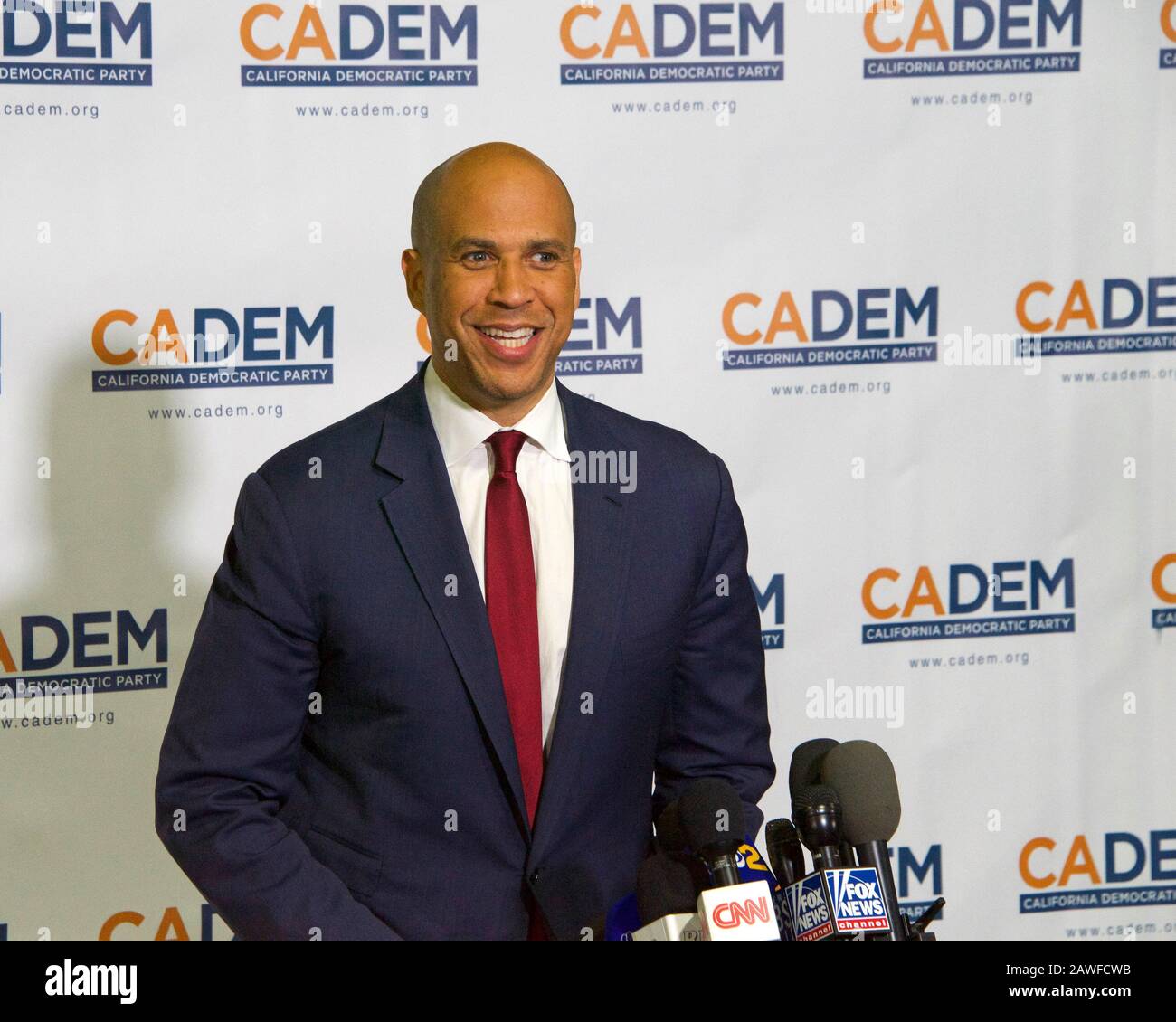 Cory booker hires stock photography and images Alamy