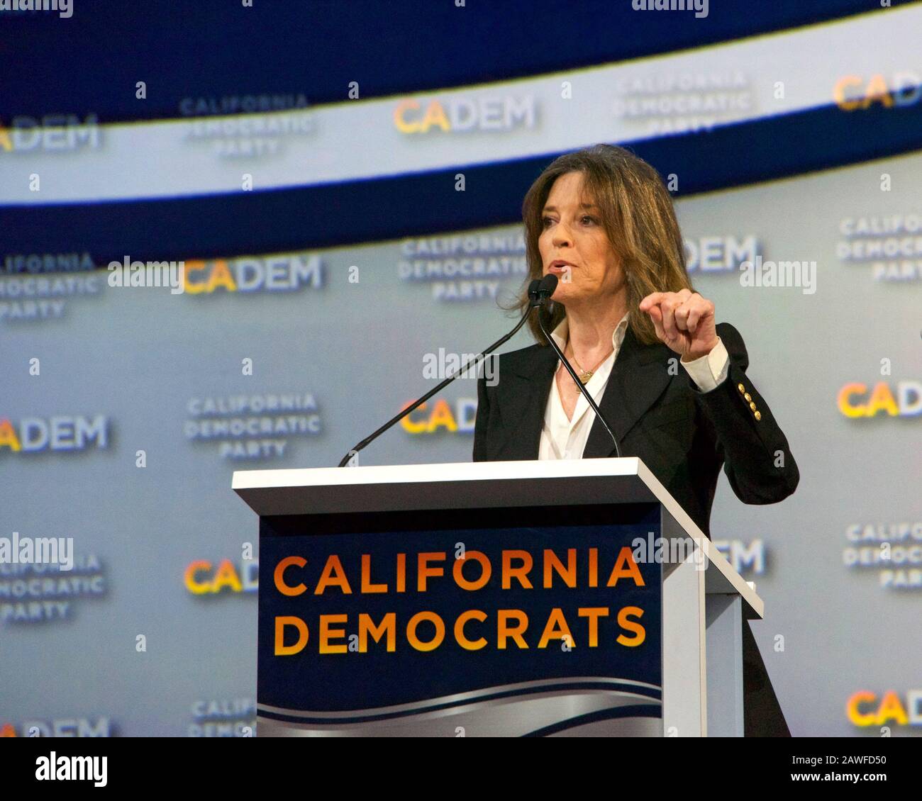 Marianne williamson hires stock photography and images Alamy