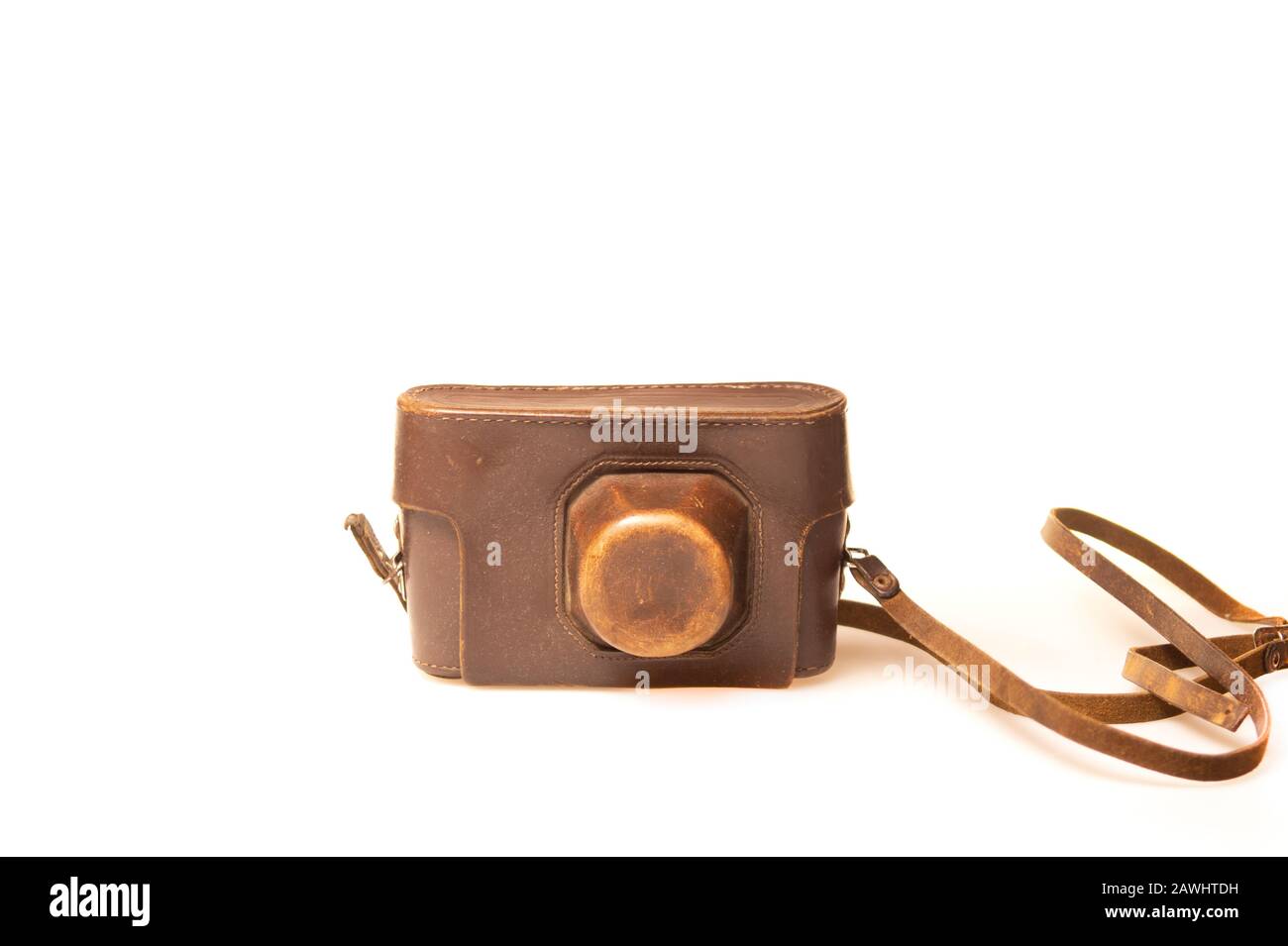 Vintage leather camera case hi-res stock photography and images - Alamy