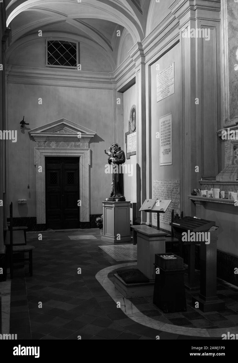 Altar de jesus Black and White Stock Photos \u0026 Images - Alamy, image size:911x1390