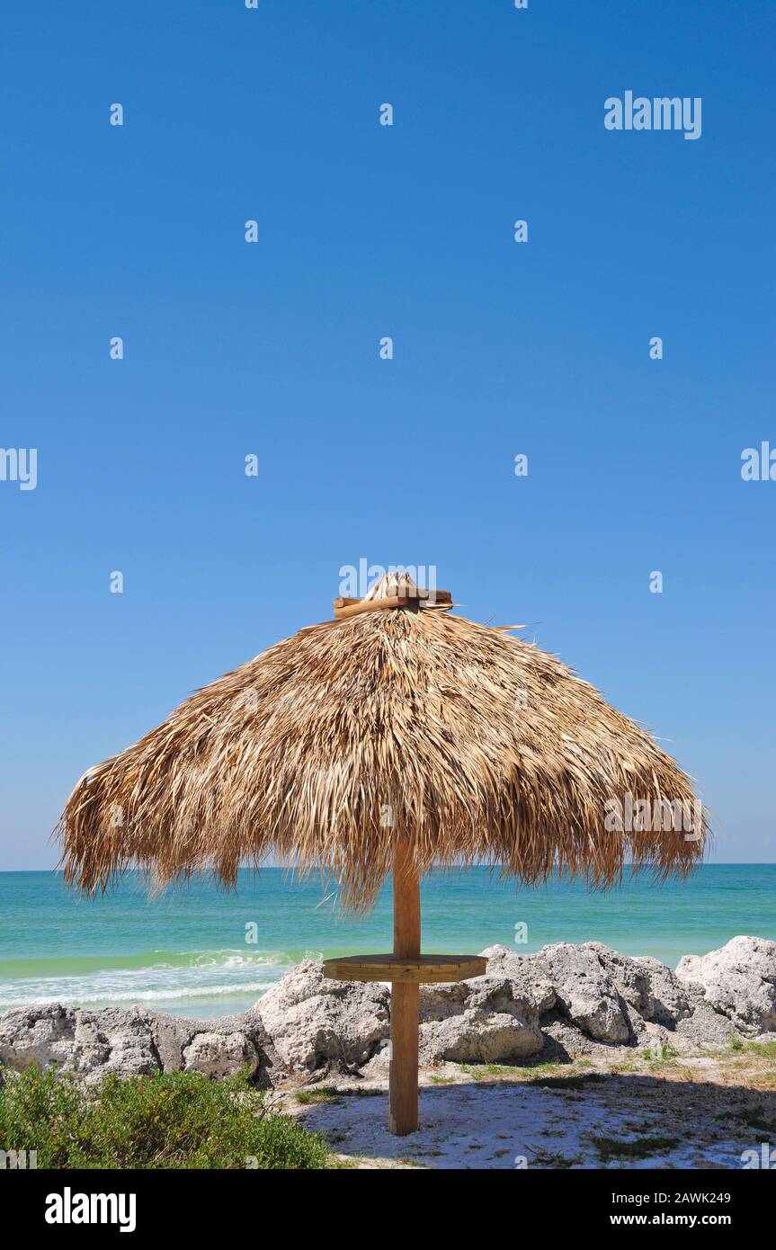Beach Tiki Hut Stock Photo Alamy