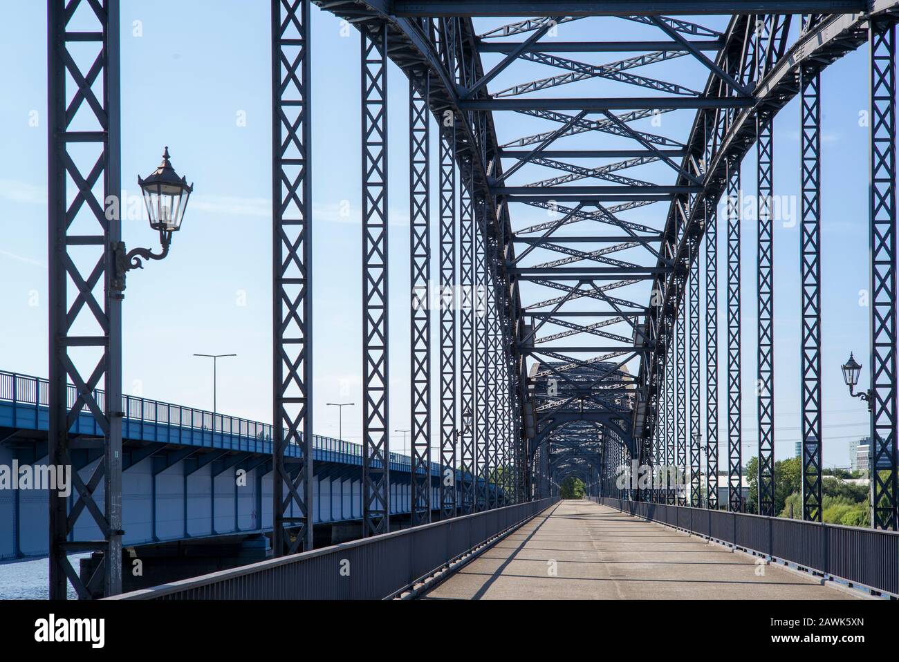 Alte Harburger Elbbrücke, Hamburg Stock Photo