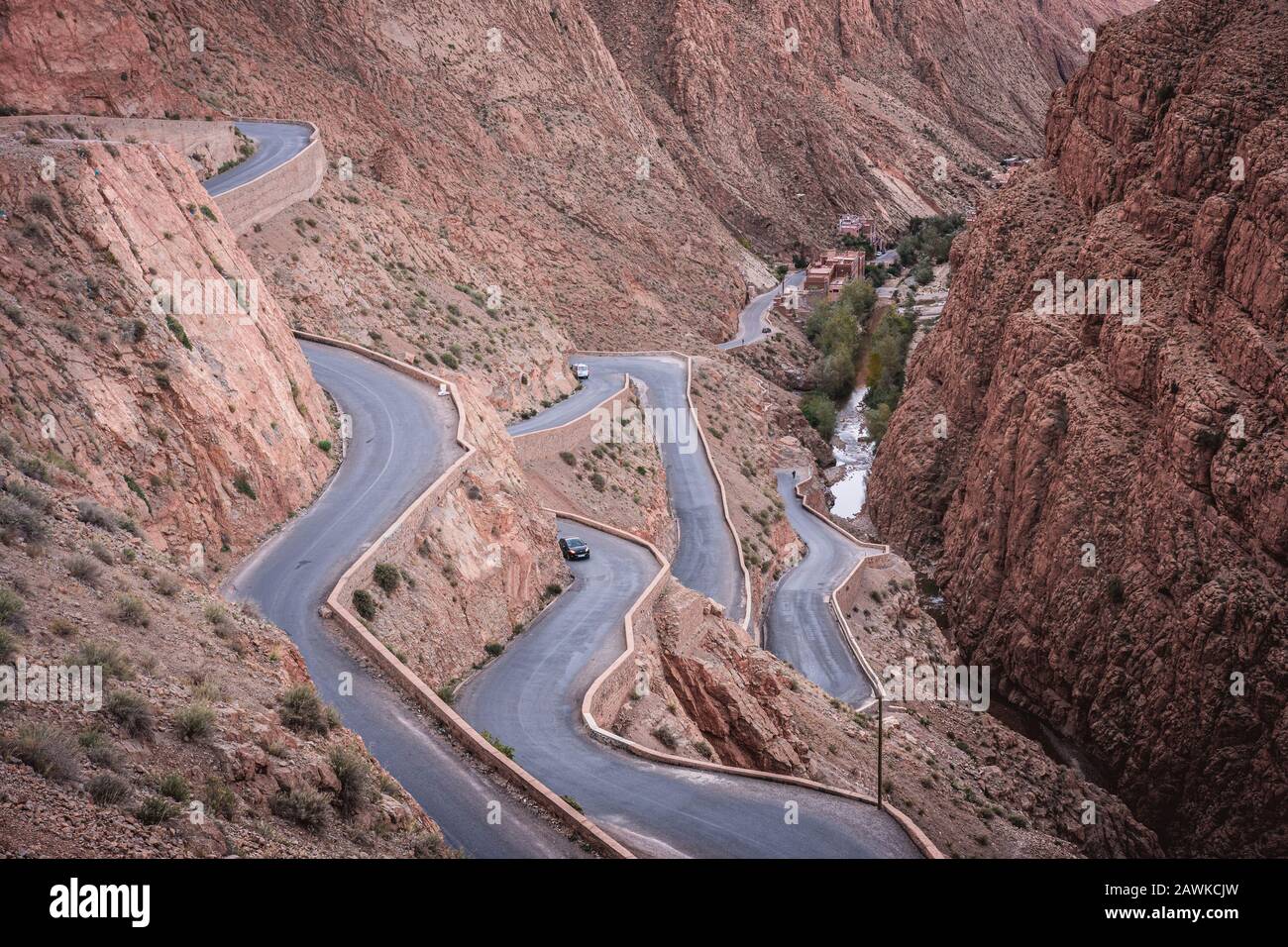 Serpentines of the R704 in the Dades Gorge near Timzzillite, Morocco Stock Photo