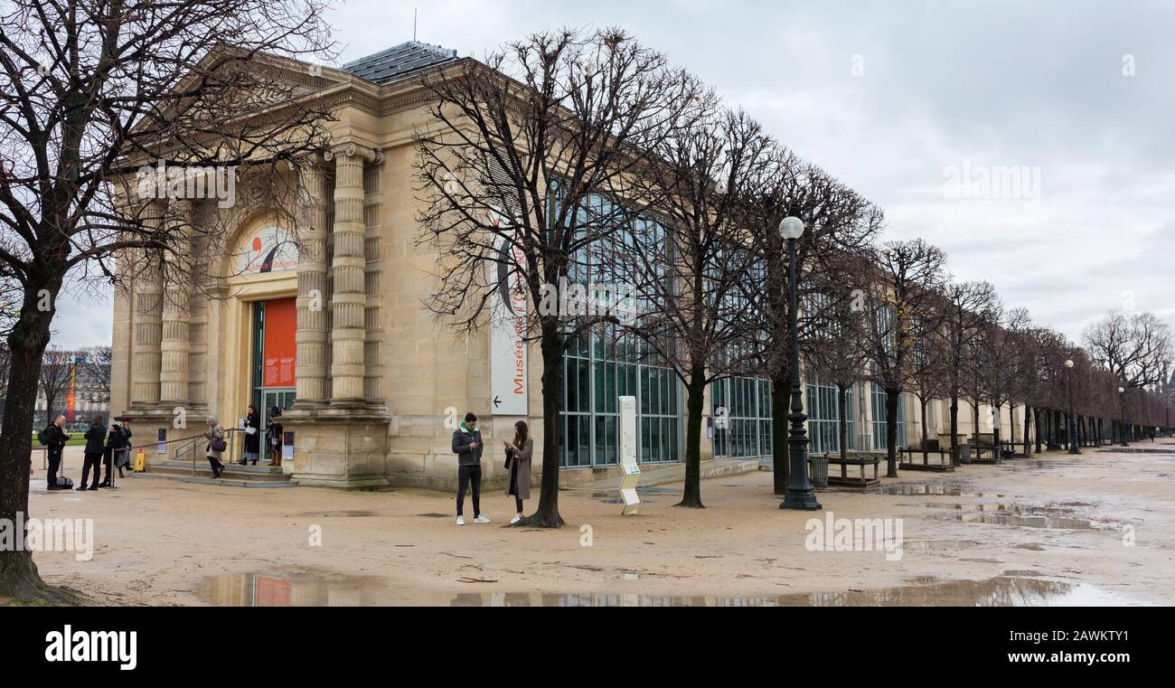 Panorama of Musée de l’Orangerie (entrance gate & right side of the building). Museum with expressionist art. Famous for Claude Monet's water lilies. Stock Photo