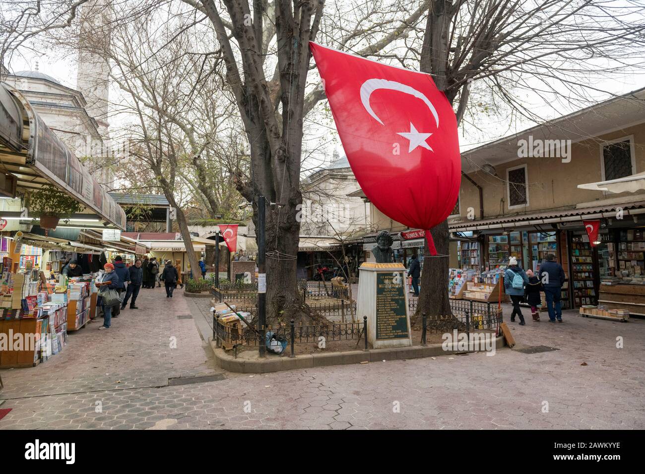Sahaflar Carsisi, old book market near the Grand Bazaar, Istanbul, Turkey Stock Photo