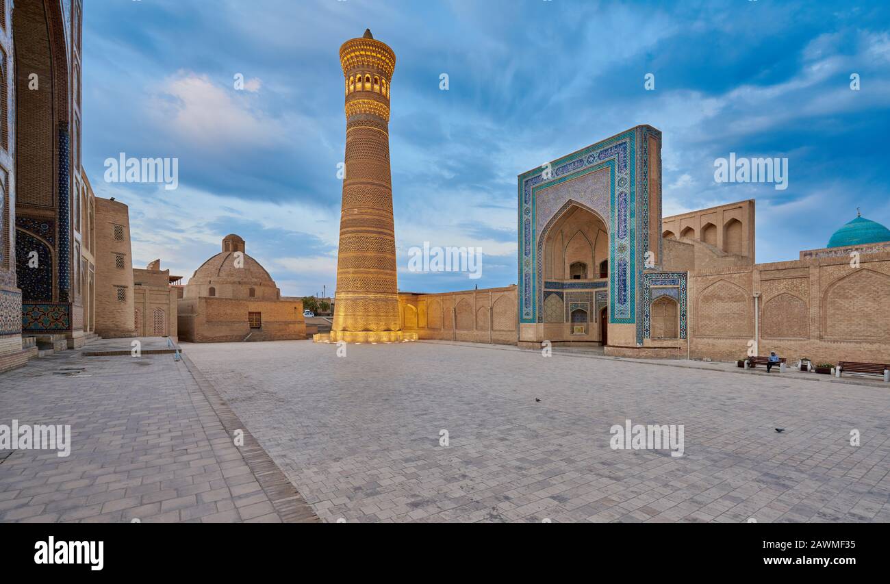 Kalon Or Kaylon Mosque Bukhara Uzbekistan Central Asia Stock Photo Alamy