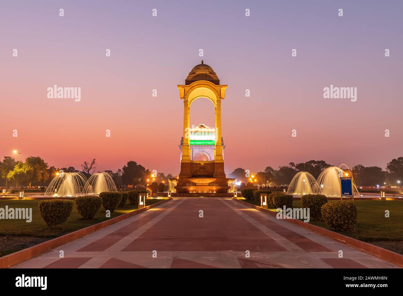 The Canopy and the India Gate in twilight, view from the National War Memorial, New Delhi, India Stock Photo