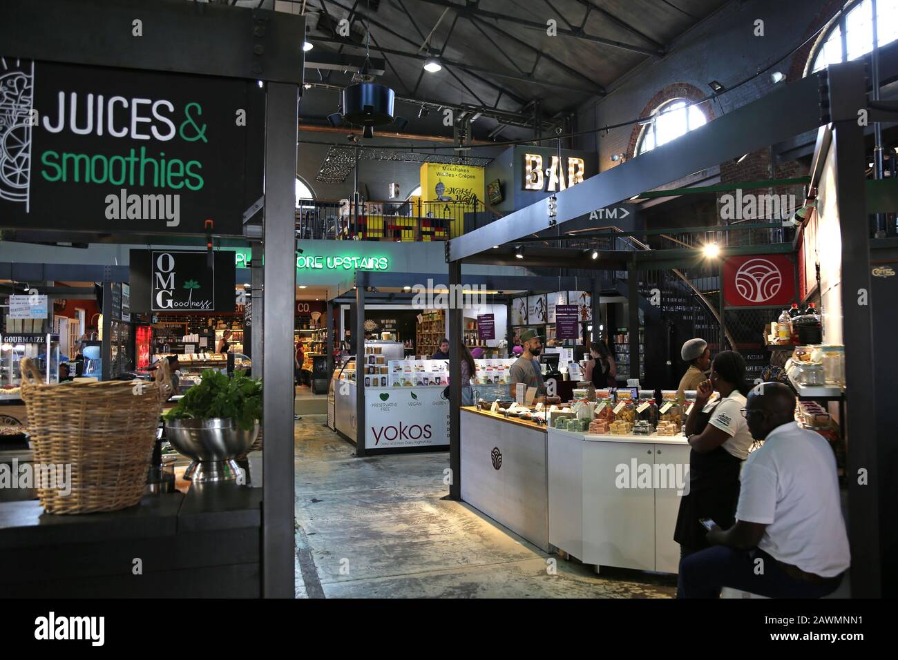 Food Market, V&A (Victoria and Alfred) Waterfront, Cape Town, Table Bay