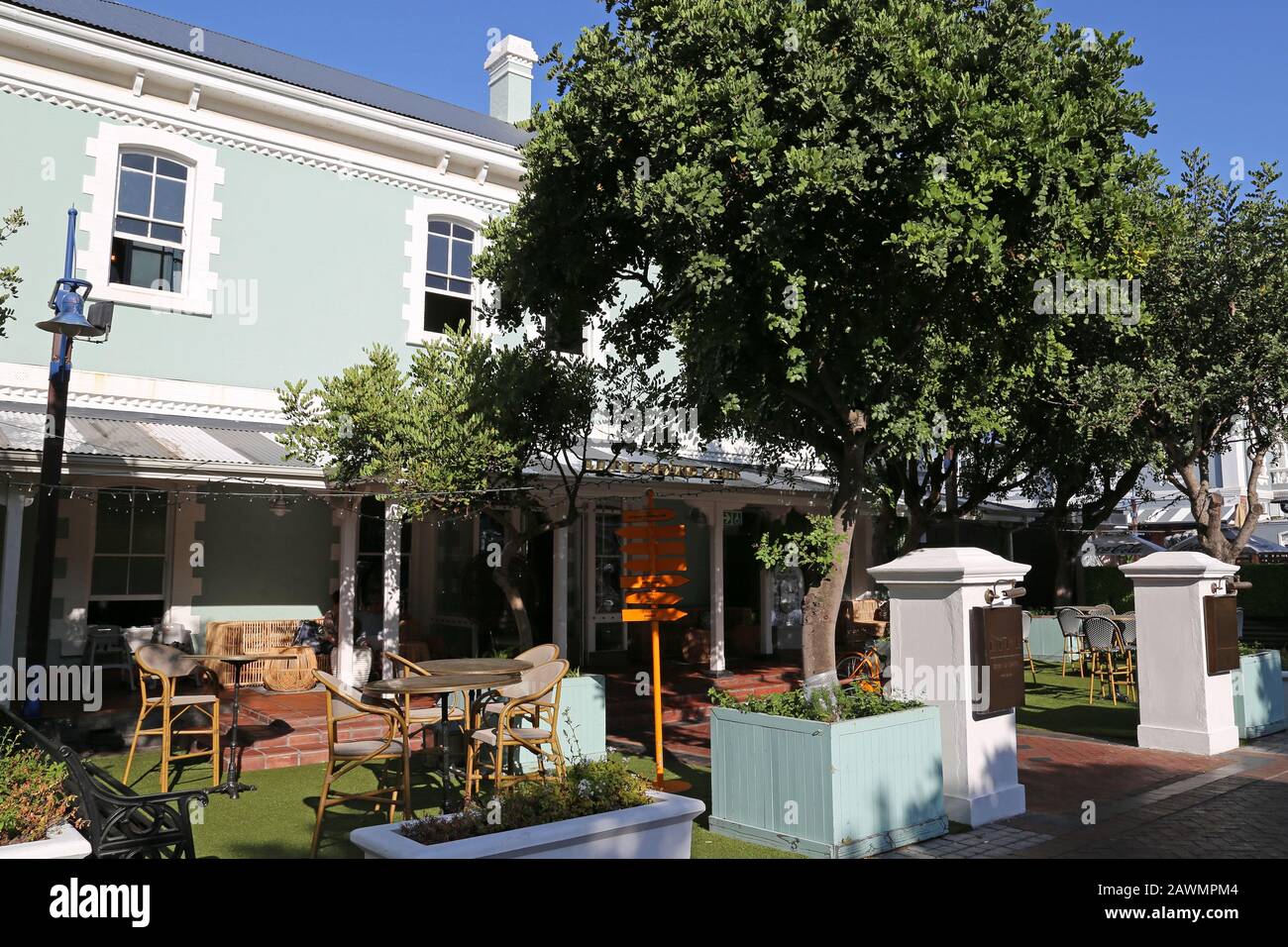 Life Grand Cafe, Old Pierhead Square, V&A Waterfront, Cape Town, Table