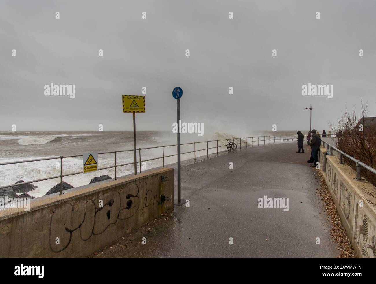 Storm ciara people hires stock photography and images Alamy