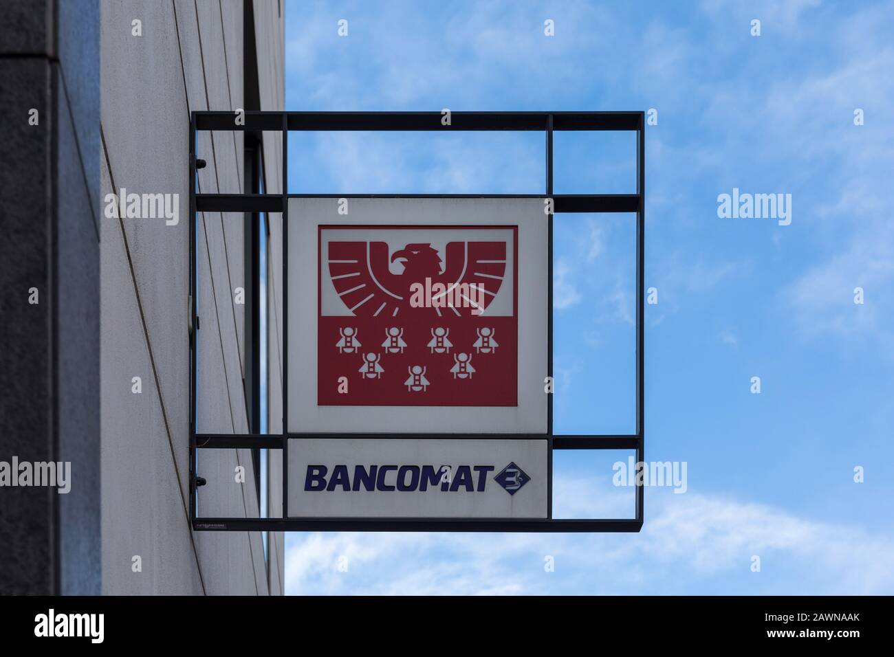 Italy bancomat hi-res stock photography and images - Alamy