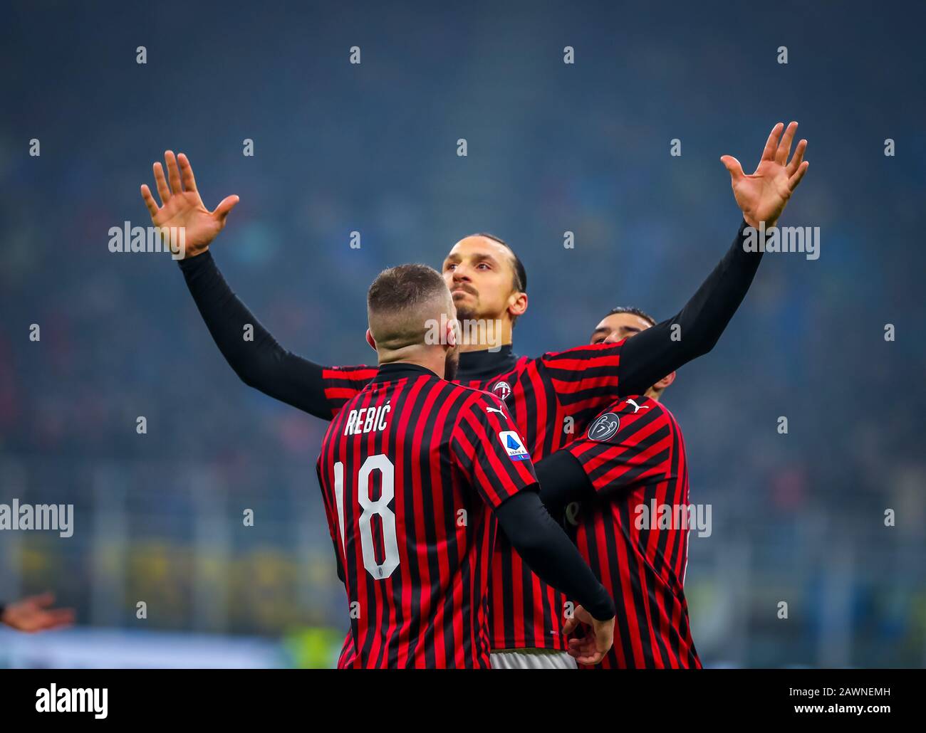 Milano, Italy. 09th Feb, 2020. zlatan ibrahimovic of ac milan celebrates with his teammates goal during FC Internazionale vs AC Milan, italian Serie A soccer match in Milano, Italy, February 09 2020 Credit: Independent Photo Agency/Alamy Live News Stock Photo