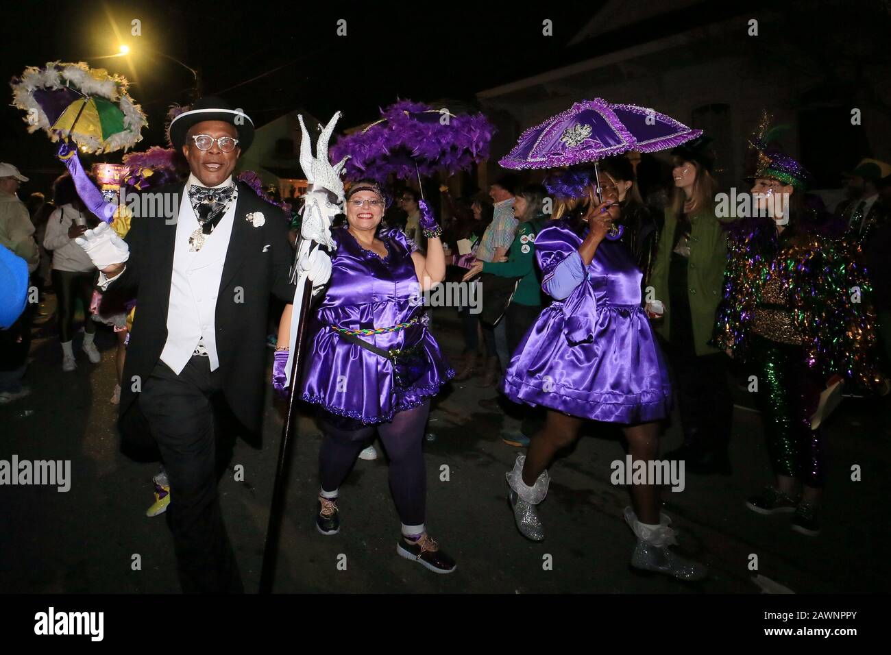 (200209) -- NEW ORLEANS (U.S.), Feb. 9, 2020 (Xinhua) -- Revellers take part in the Mardi Gras Krewe du Vieux Parade, part of the Mardi Gras Carnival, in New Orleans, Louisiana, the United States, on Feb. 8, 2020. The Mardi Gras Carnival which lasts more than a month is held annually in the U.S. city of New Orleans from January to February. (Photo by Wei Lan/Xinhua) Stock Photo