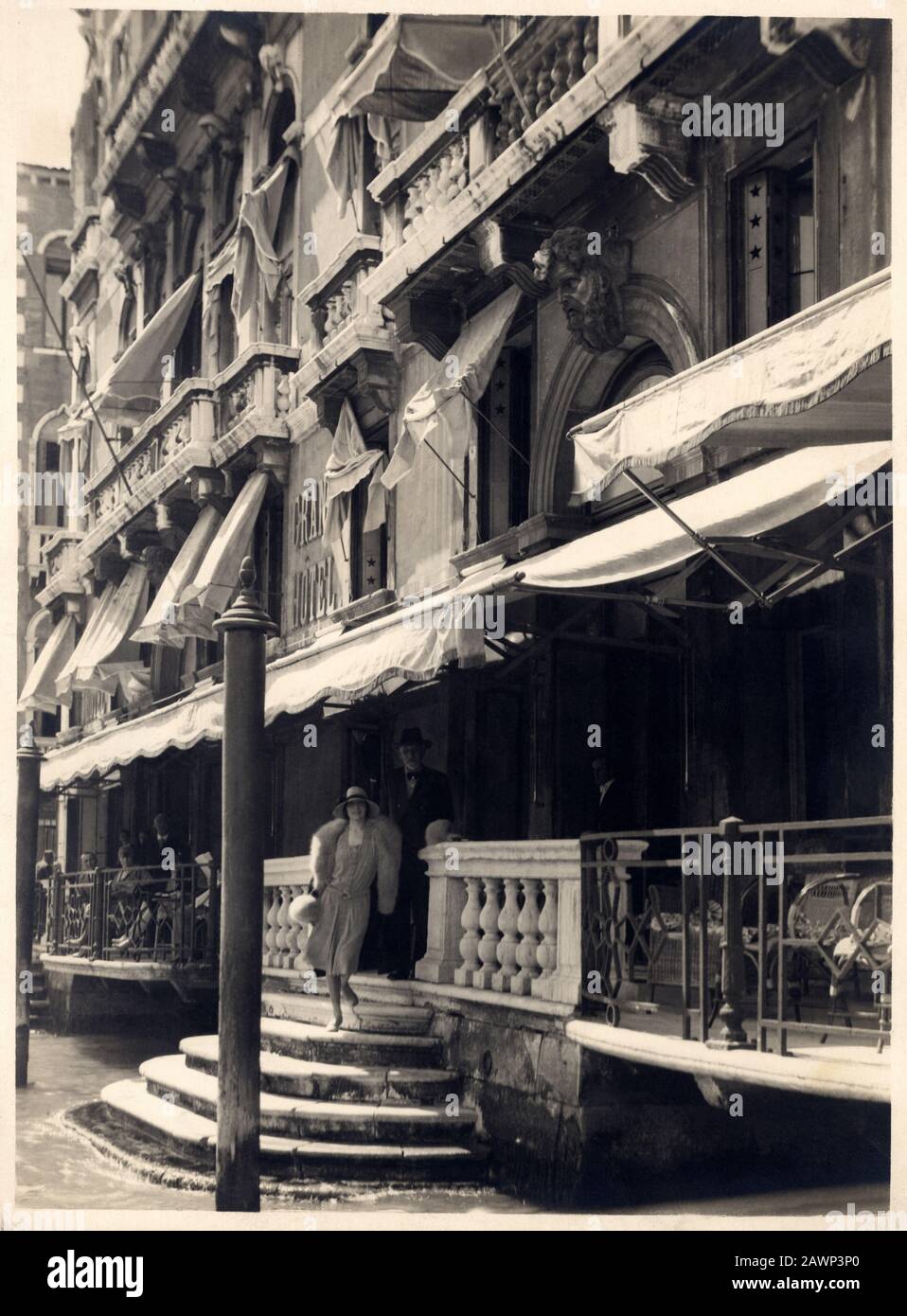 1928 , VENICE , ITALY : The italian dramatist  playwriter LUIGI PIRANDELLO ( 1867 - 1936 ), 1934 Nobel winner prize for Literature . In this photo wit Stock Photo