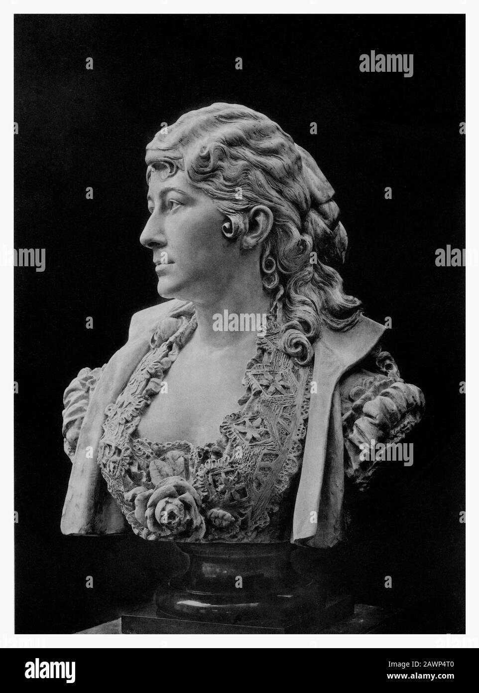 1890 , AUSTRIA : The austrian theatre stage actress CHARLOTTE WOLTER ( 1834 - 1897 ) , portrayed by sculptor Victor Tilgner . Charlotte Wolter was one Stock Photo