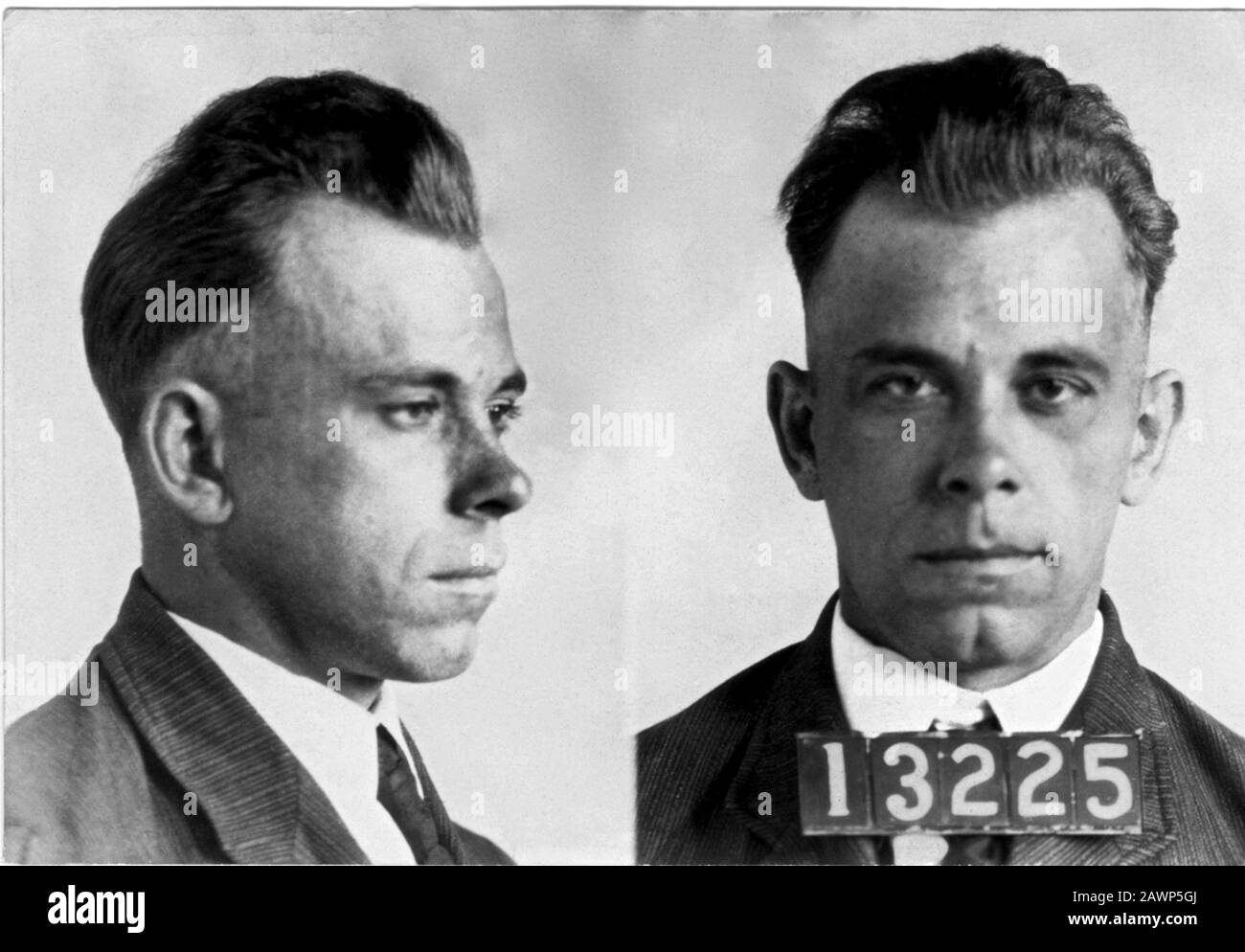 1930 ca , USA : The american gangster JOHN Herbert DILLINGER ( Indianapolis 1902 - Chicago 1934 ) , killed by FBI during a fire fighting - CRIMINE - C Stock Photo