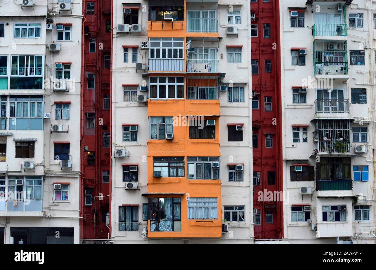 Hong kong balconies hires stock photography and images Alamy
