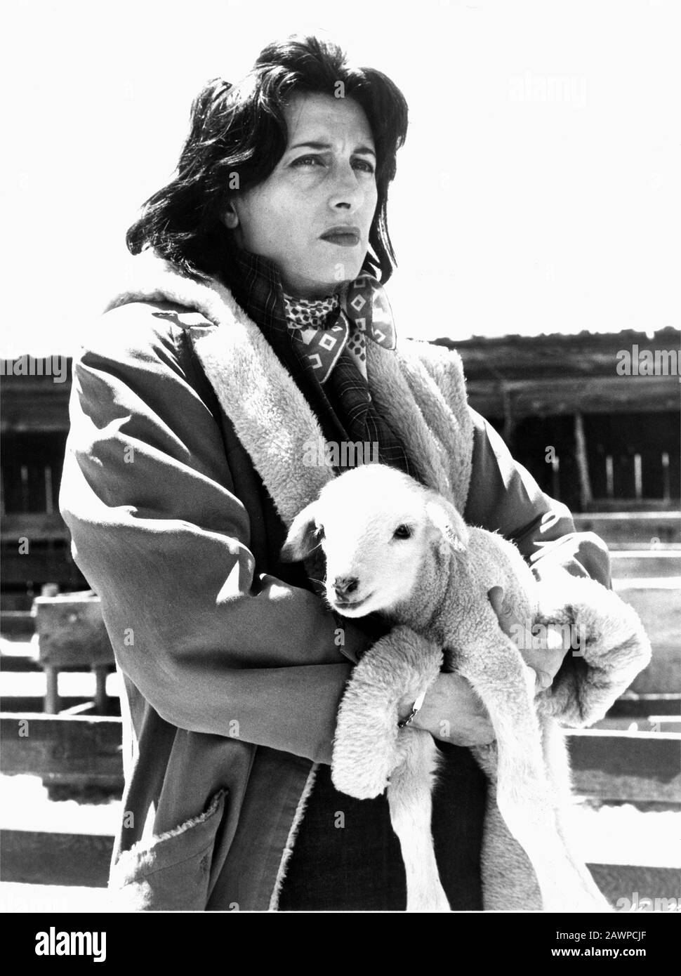 1957 , USA  : The italian movie actress ANNA  MAGNANI  ( 1908 - 1973 )  in a pubblicity still for the  movie WILD IS THE WIND ( Selvaggio è il vento ) Stock Photo