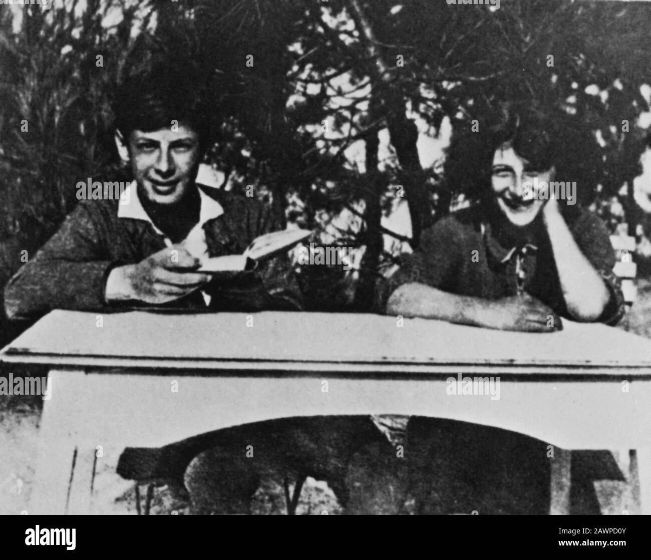 Simone Weil High Resolution Stock Photography And Images Alamy