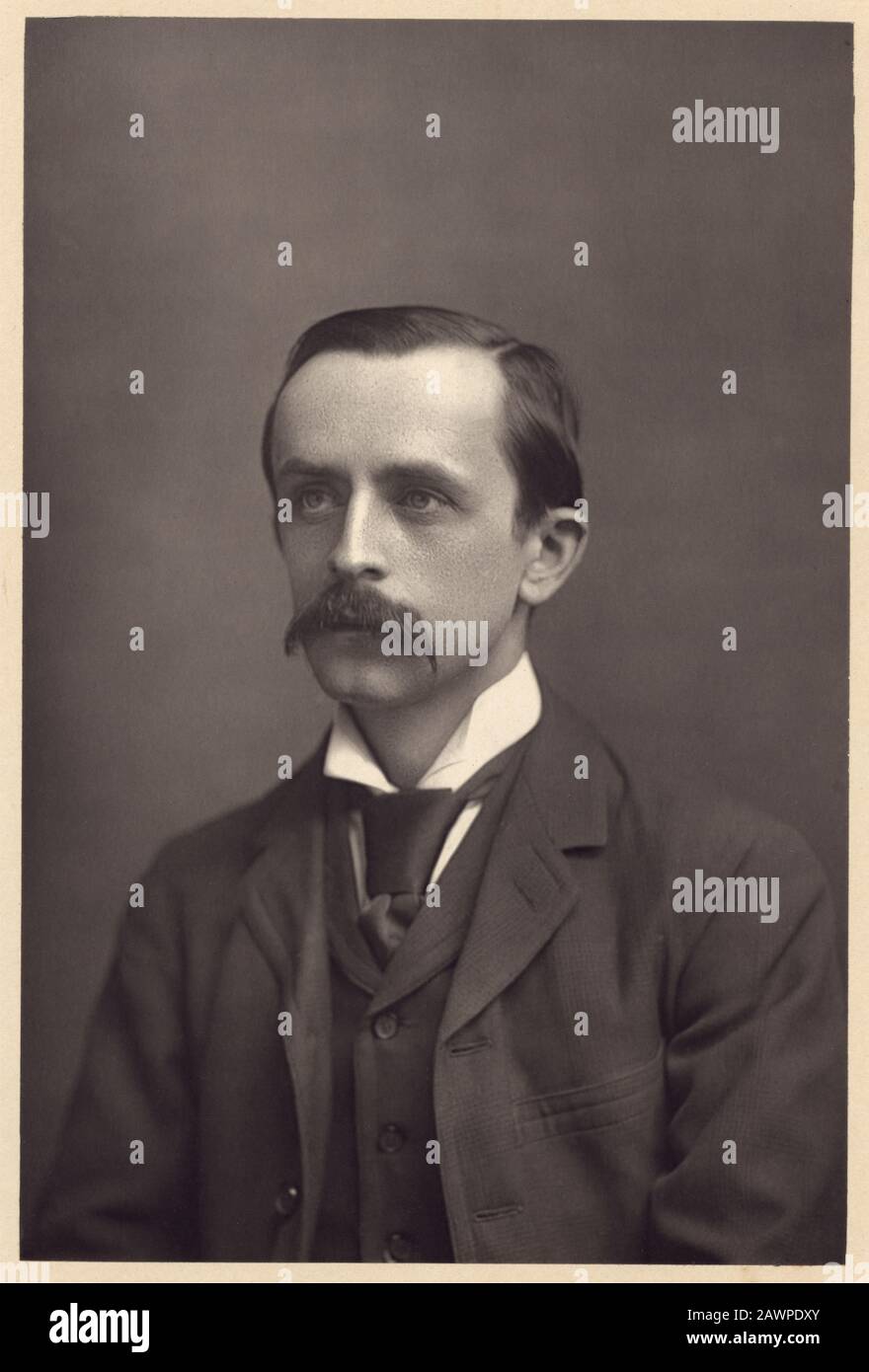 1890 ca : Sir James Matthew Barrie, 1st Baronet OM ( 1860 –  1937 ), more commonly known as  J. M. Barrie , was a Scottish novelist and dramatist. Pho Stock Photo