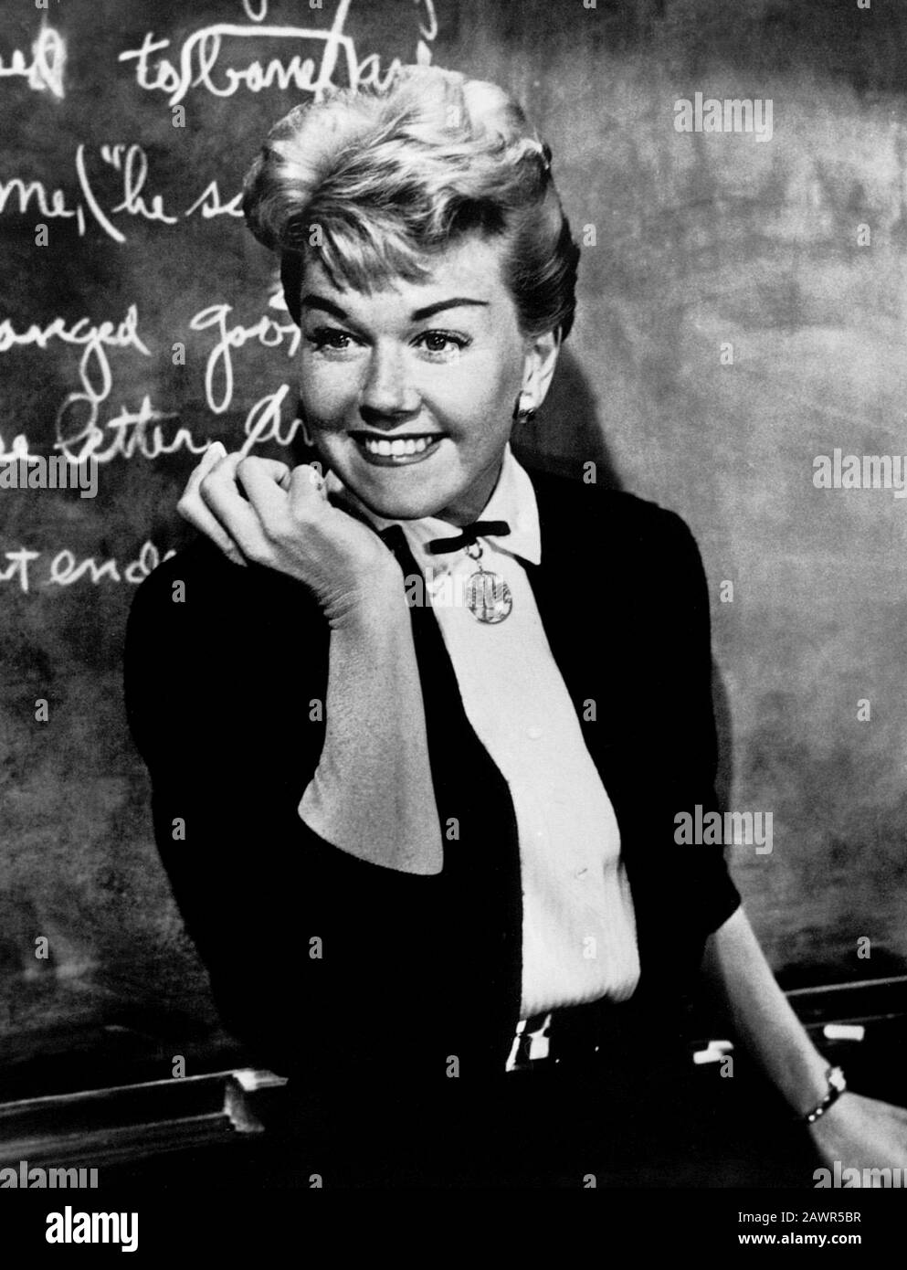 Teachers pet фф. Doris Day teacher's Pet. Дорис еда.