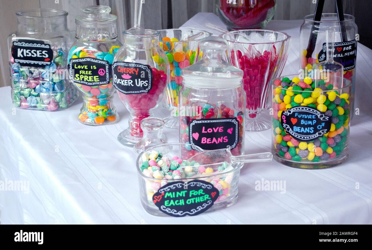 Chocolate candy names hires stock photography and images Alamy