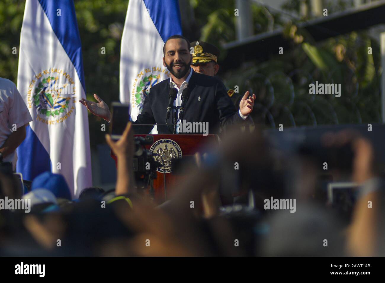Legislators speaking hi-res stock photography and images - Alamy