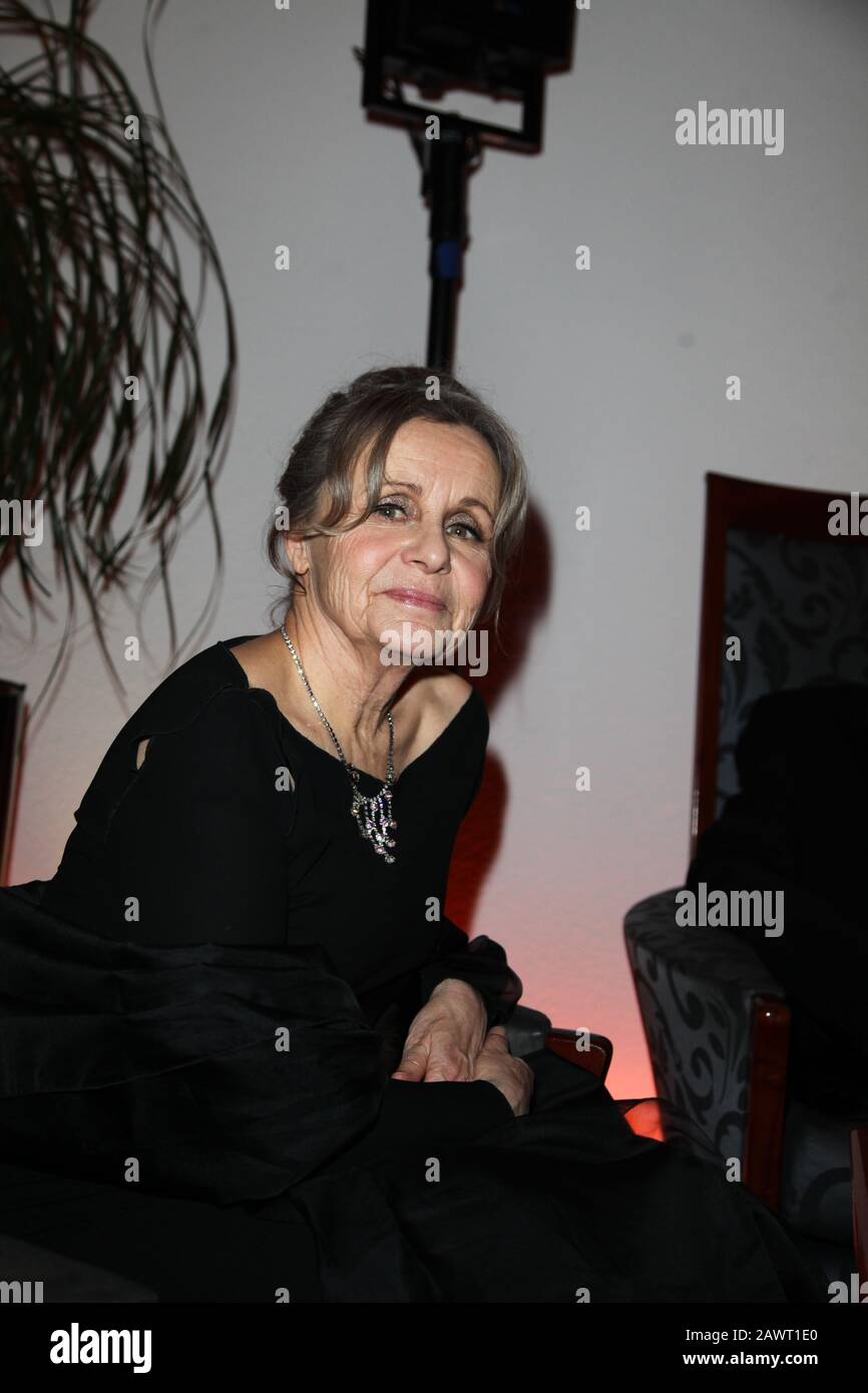 Ehefrau von Armin Mueller-Stahl , gabriele Scholz, beim 15. SemperOpernball  2020 in Dresden in der Semper Oper. Dresden, 07.02.2020 Stock Photo - Alamy