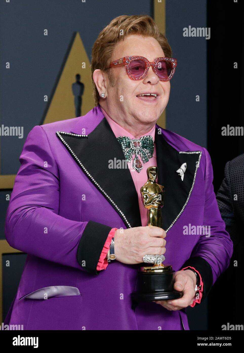 Los Angeles, United States. 09th Feb, 2020. Elton John, winner of Best(00)