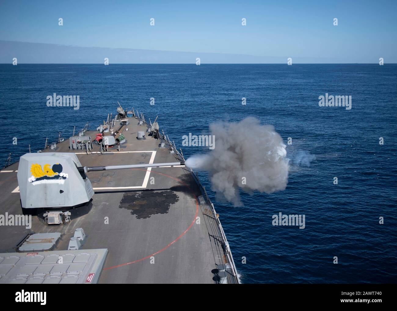20 inch gun hi-res stock photography and images - Alamy