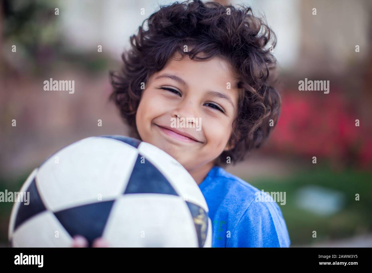 T ball children hi-res stock photography and images - Alamy