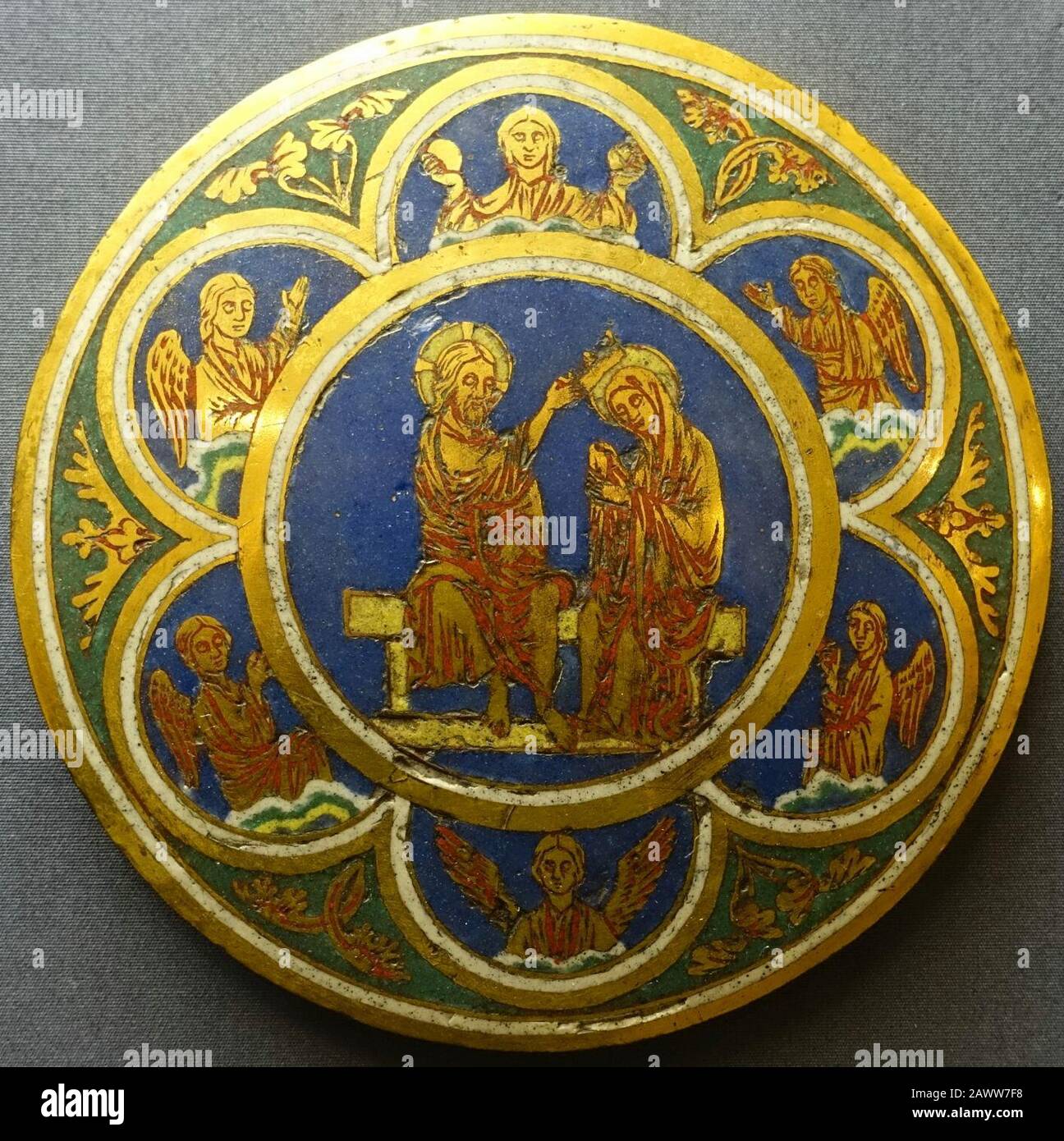 Four enamel medallions, 4. Coronation of the Virgin, Succession of Nichola of Verdun, Cologne, c. 1200, gilt copper with enamel Stock Photo