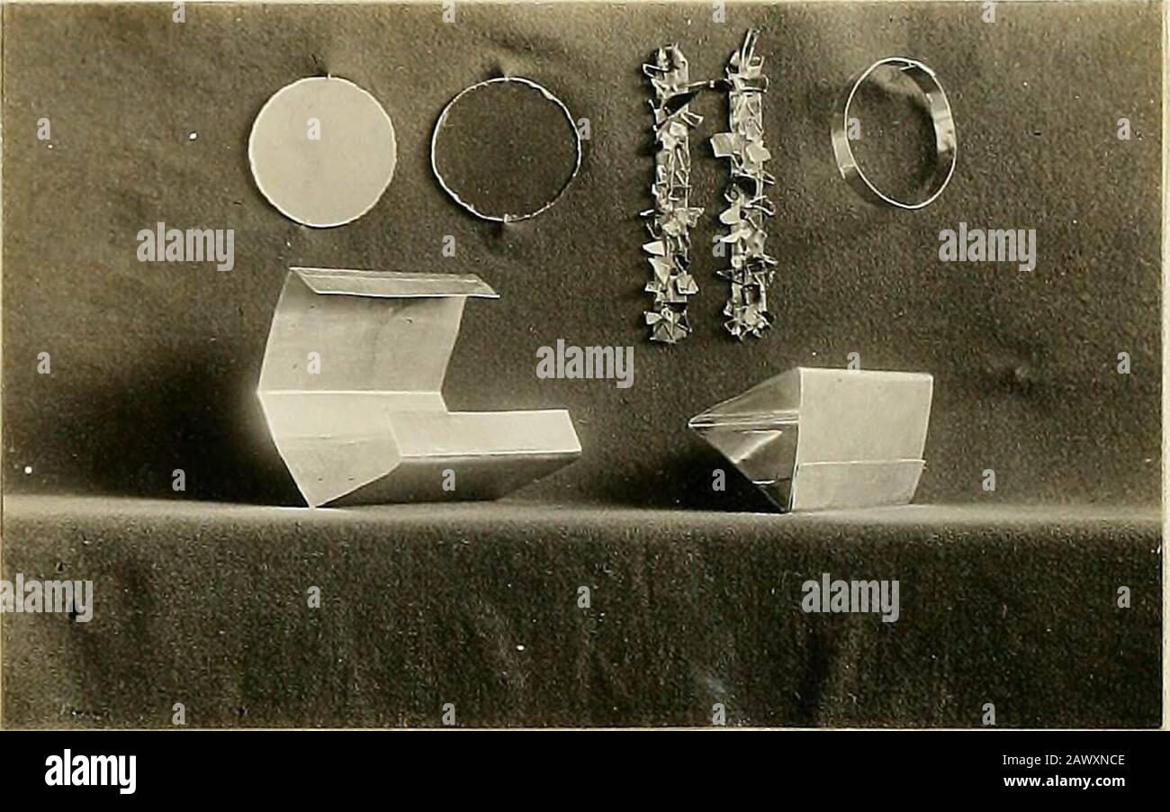 "Tin can toys and how to make them" (1916 Stock Photo Alamy