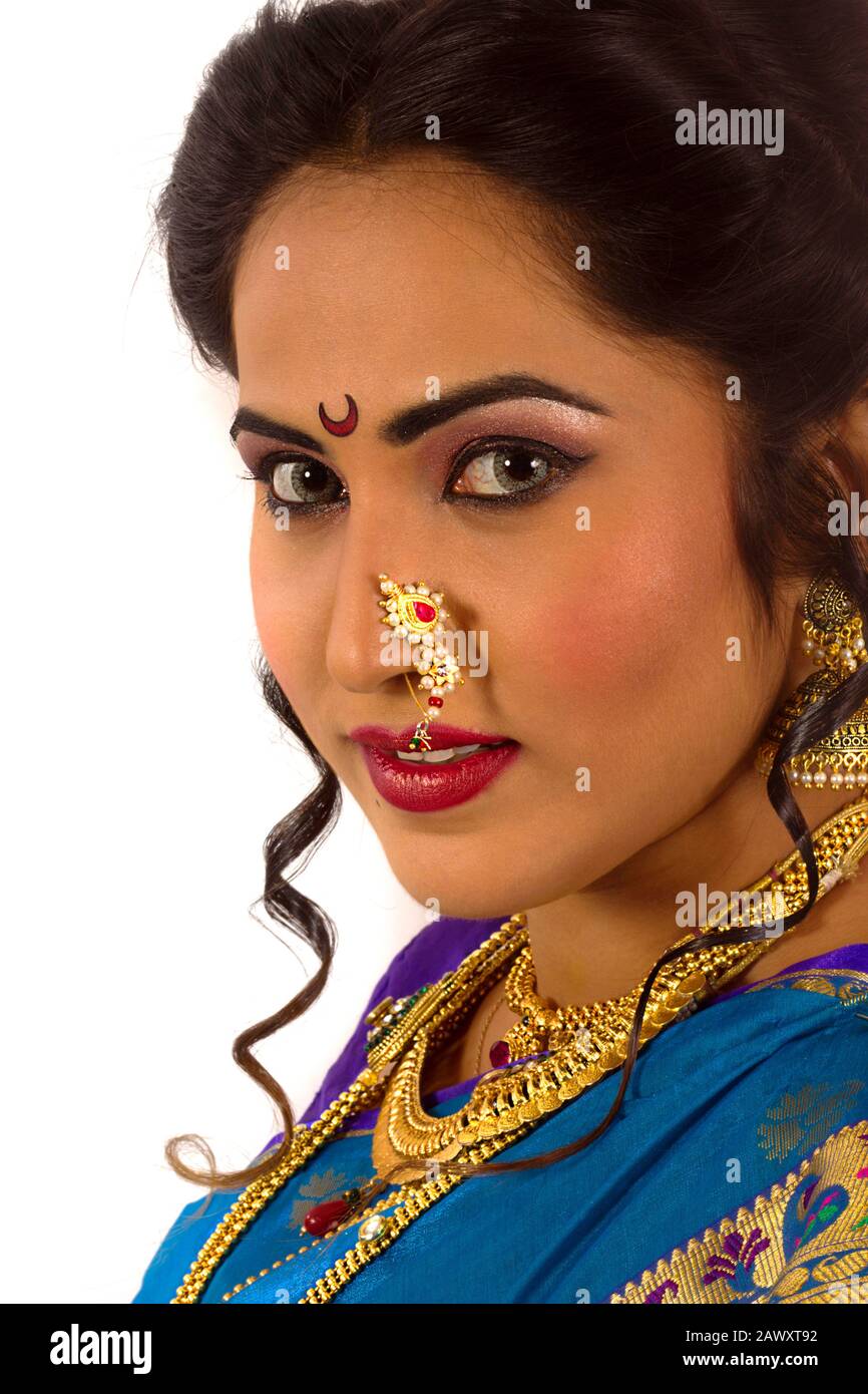 Bengali Bridal Jewelry and Attire – MANGALAYAMAE!!