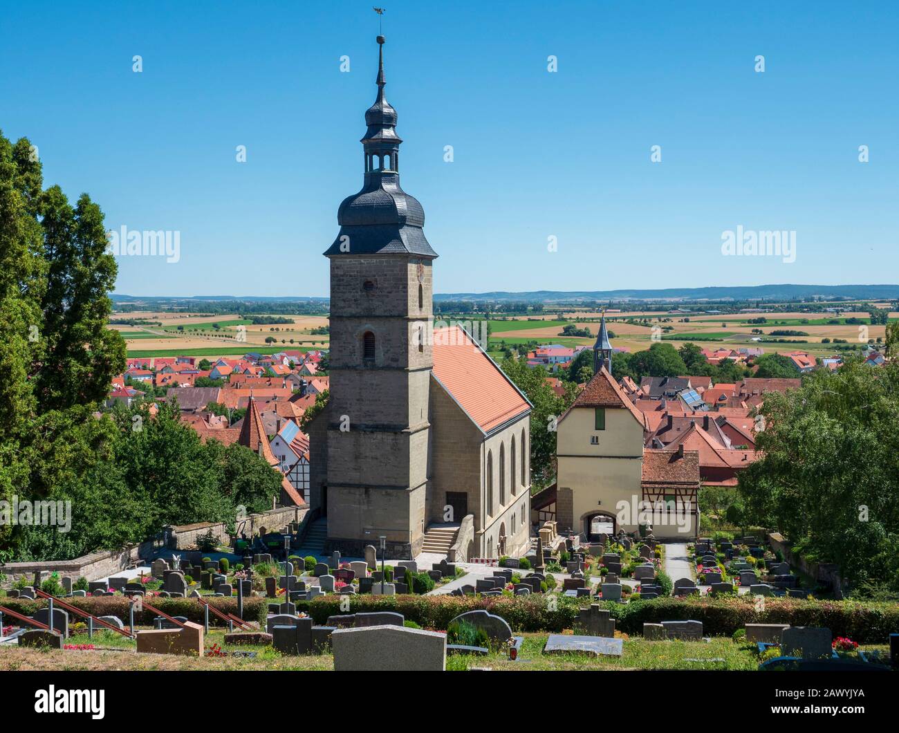 Blick über Burgbernheim, Mittelfranken, Franken, Bayern, Deutschland | view over Burgbernheim, Franconia, Bavaria, Germany Stock Photo
