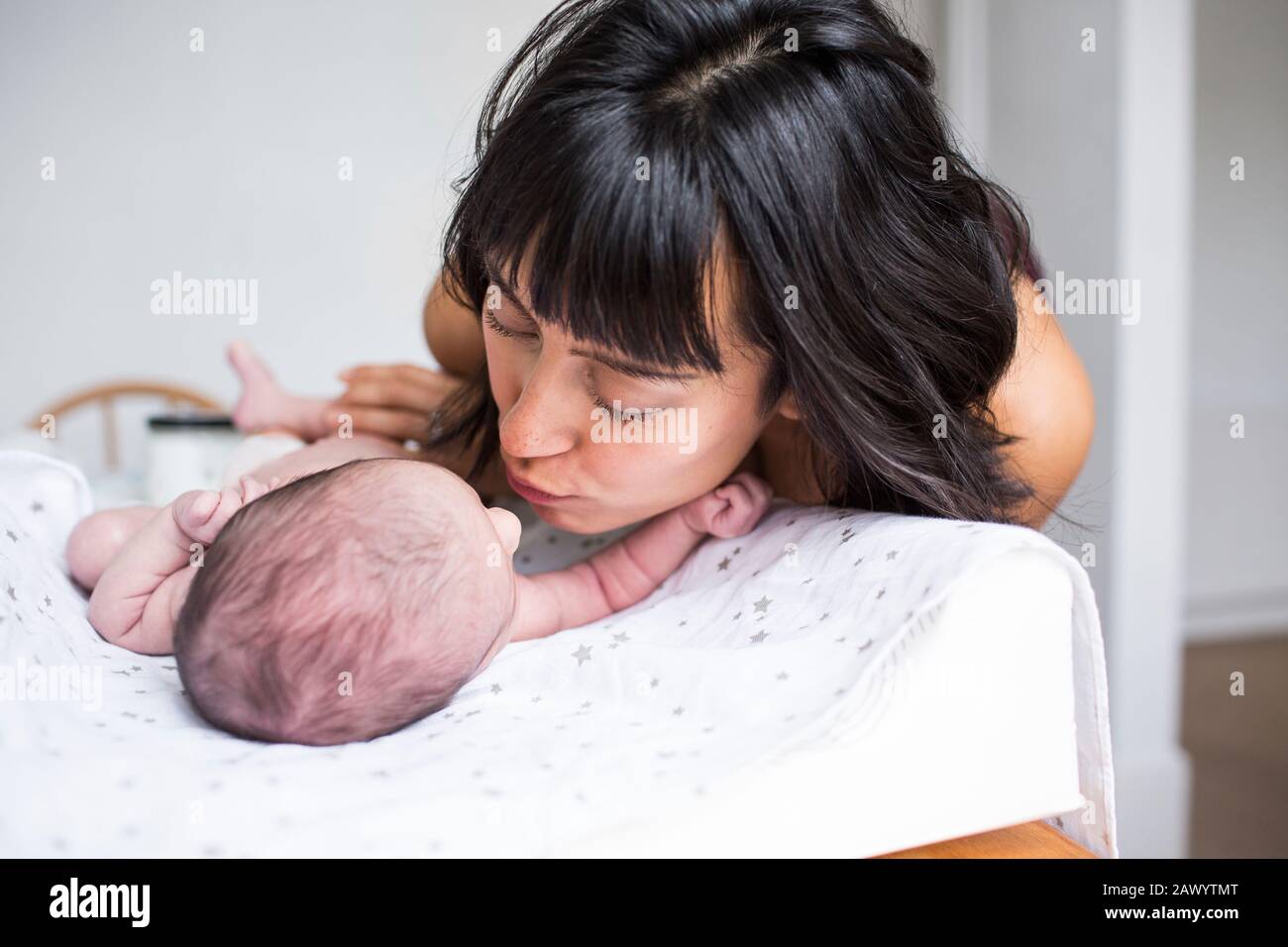 Mother son kiss kissing hires stock photography and images Alamy