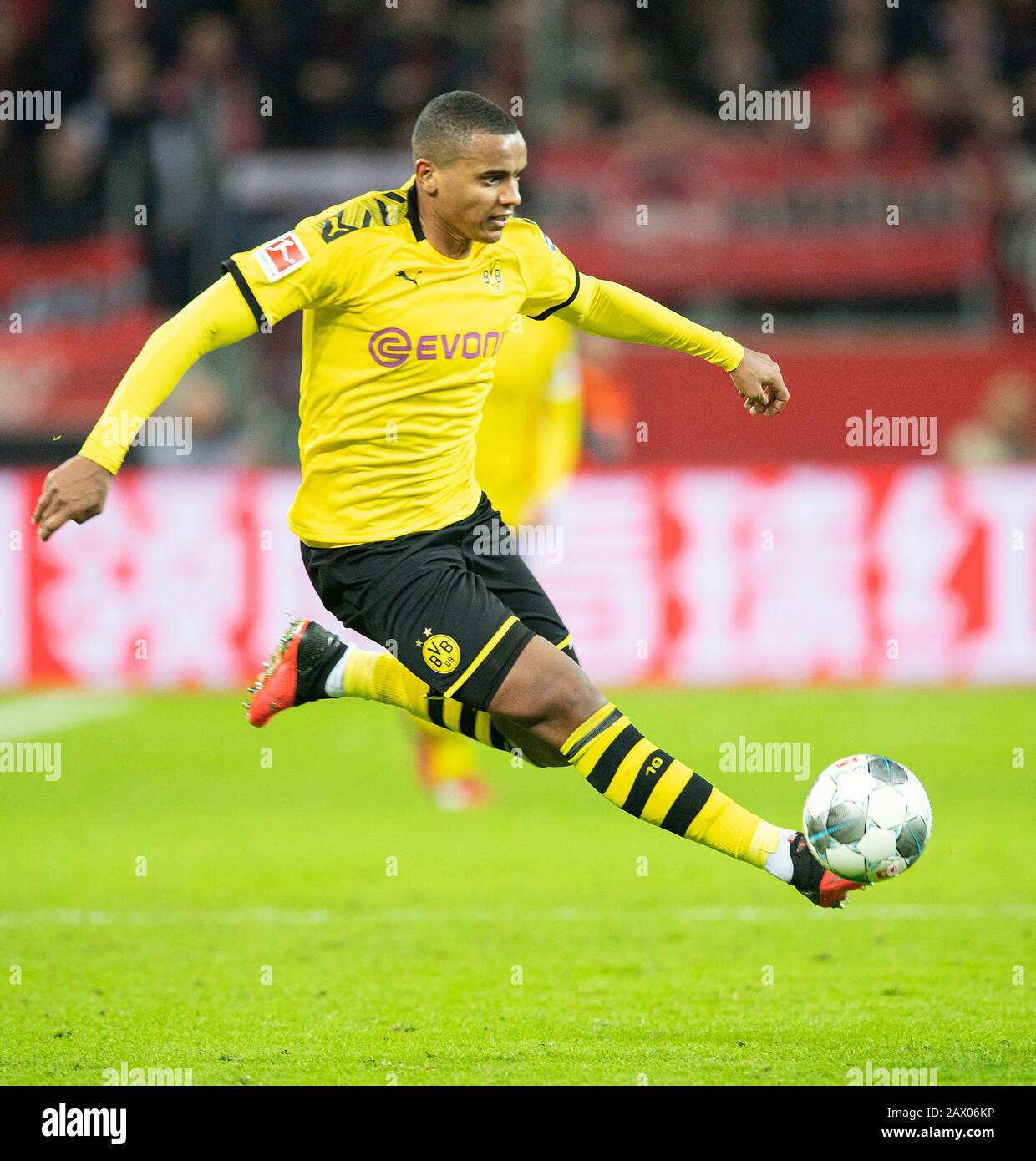 Manuel Akanji Do Action Soccer 1 Bundesliga 21st Matchday Bayer 04 Leverkusen Lev Borussia Dortmund Do 4 3 On February 8th 2020 In Leverkusen Germany Usage Worldwide Stock Photo Alamy