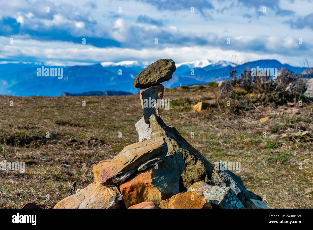 Man made pile of stones hi-res stock photography and images - Alamy