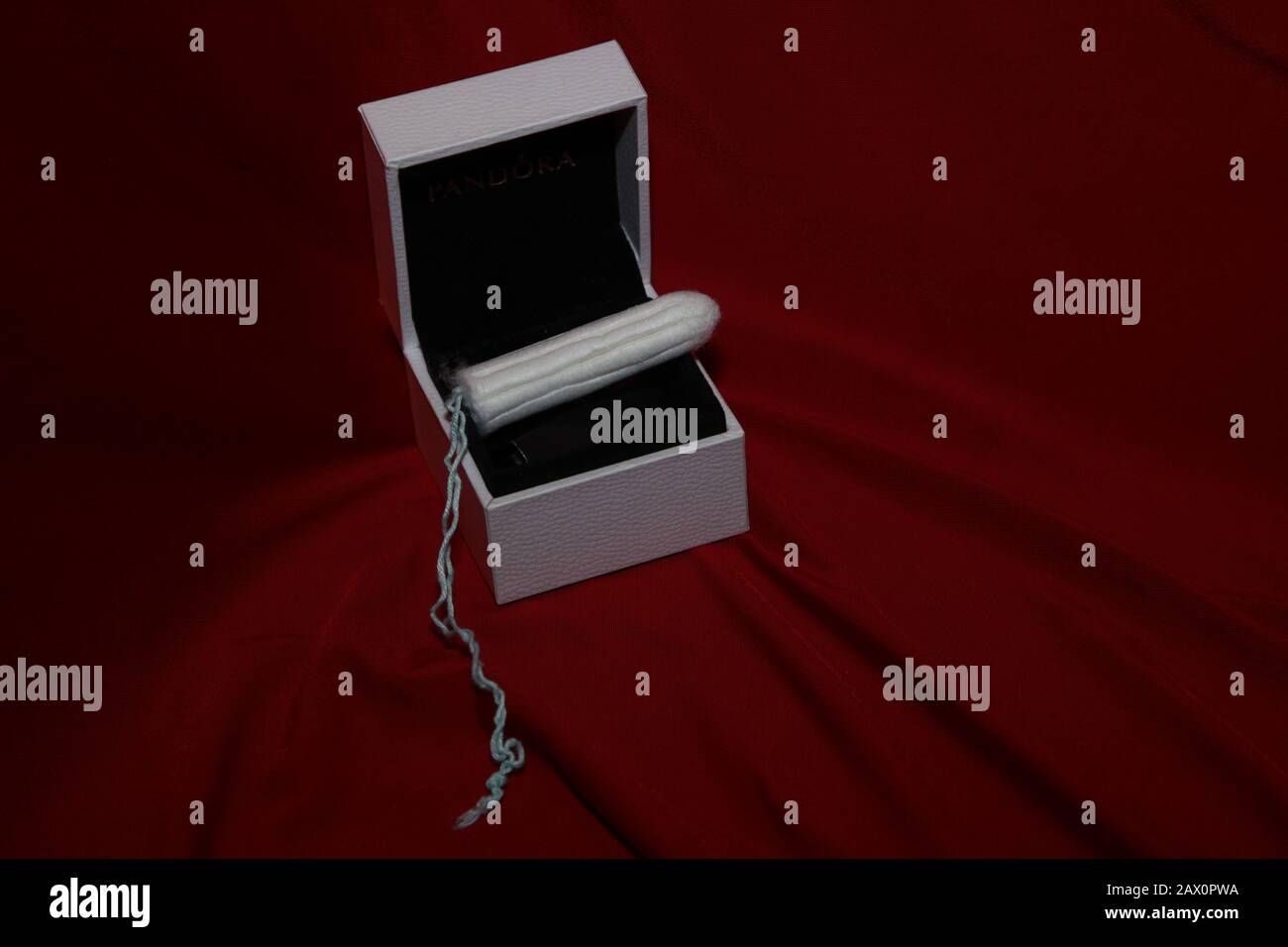 Sanitary tampon hires stock photography and images Alamy