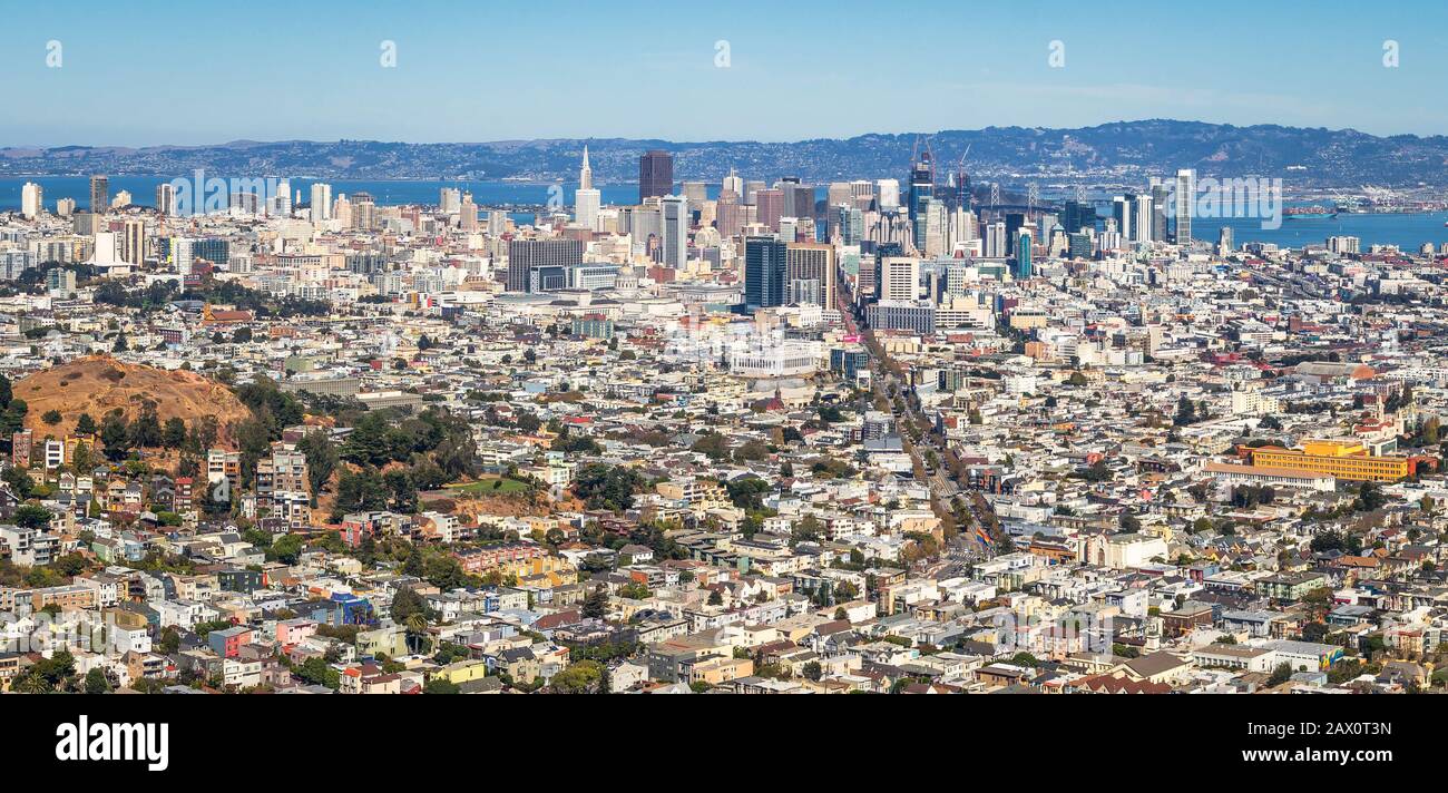 Wide aerial view of beautiful San Francisco city skyline and bay area ...