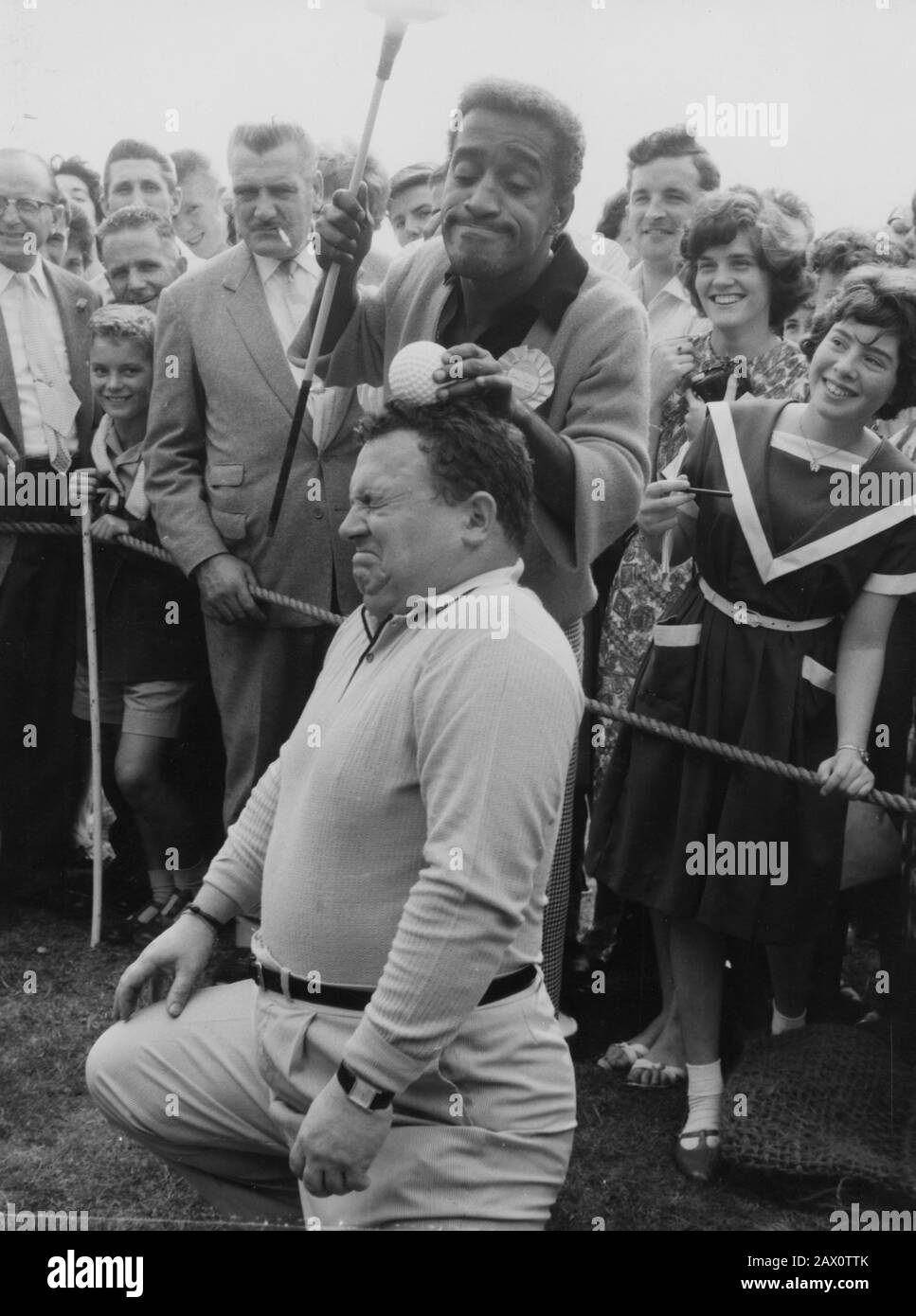 Sammy Davis Jr, Harry Secombe, Pro-Am Golf, North London, 1962. Stock Photo