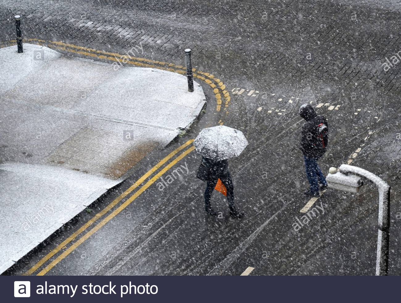 Snow showers hires stock photography and images Alamy