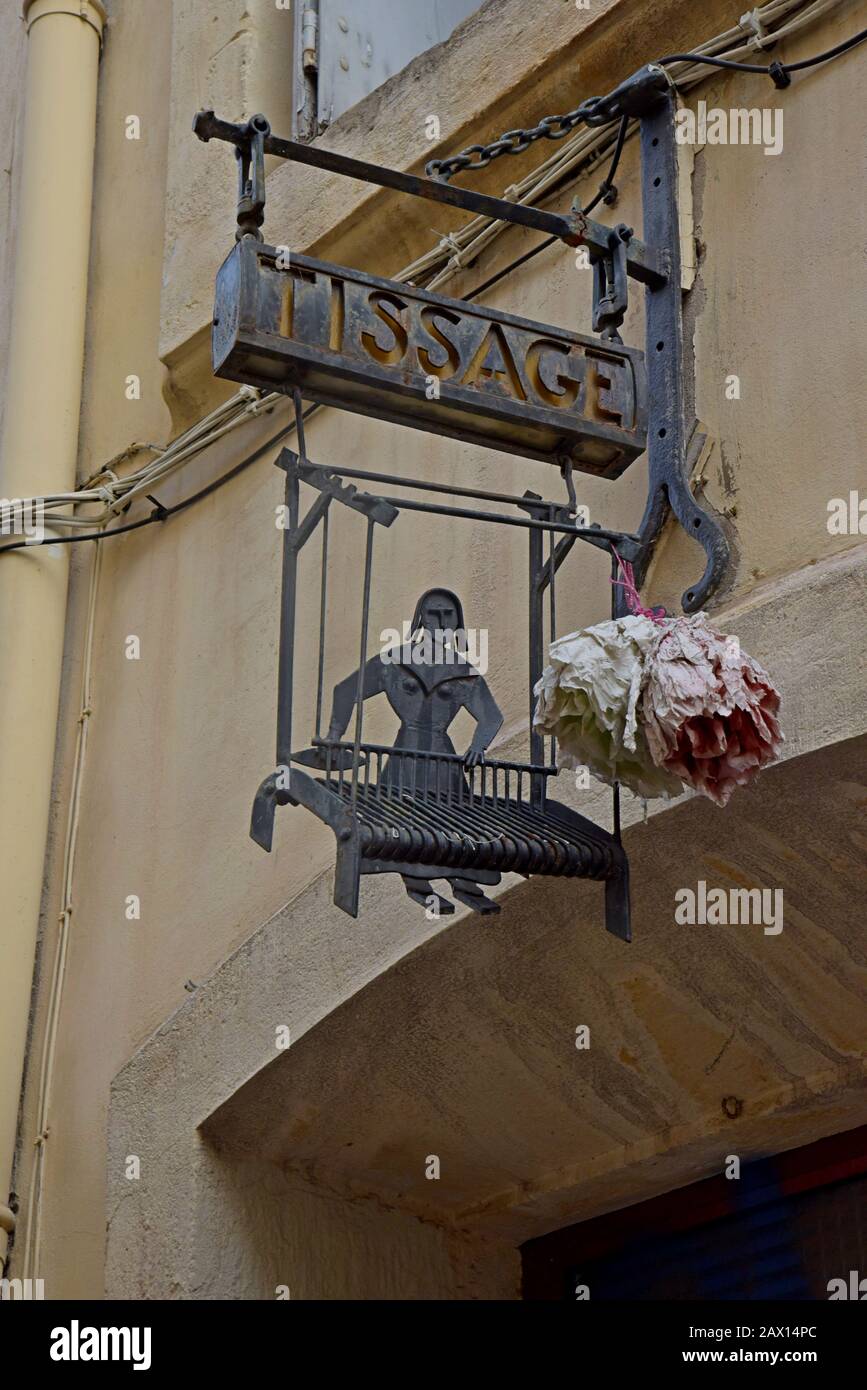 The weaver's shop hi-res stock photography and images - Alamy