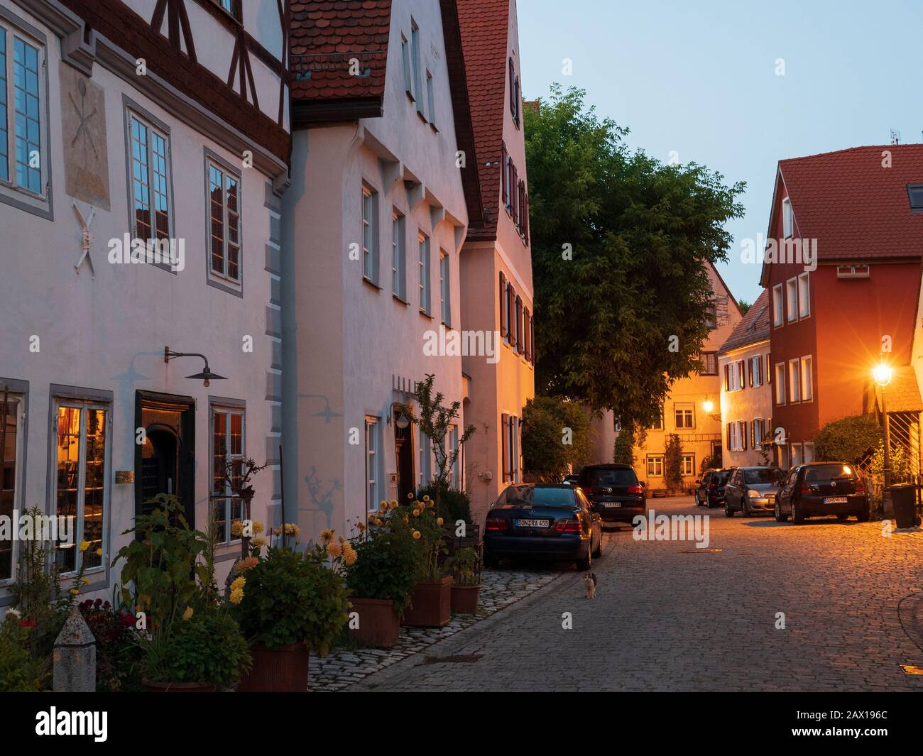 Altstadt, Gerberviertel, Dämmerung, Nördlingen, Franken, Bayern, Deutschland | old town, Tanner Quarter, Noerdlingen, dusk, Franconia, Bavaria, German Stock Photo