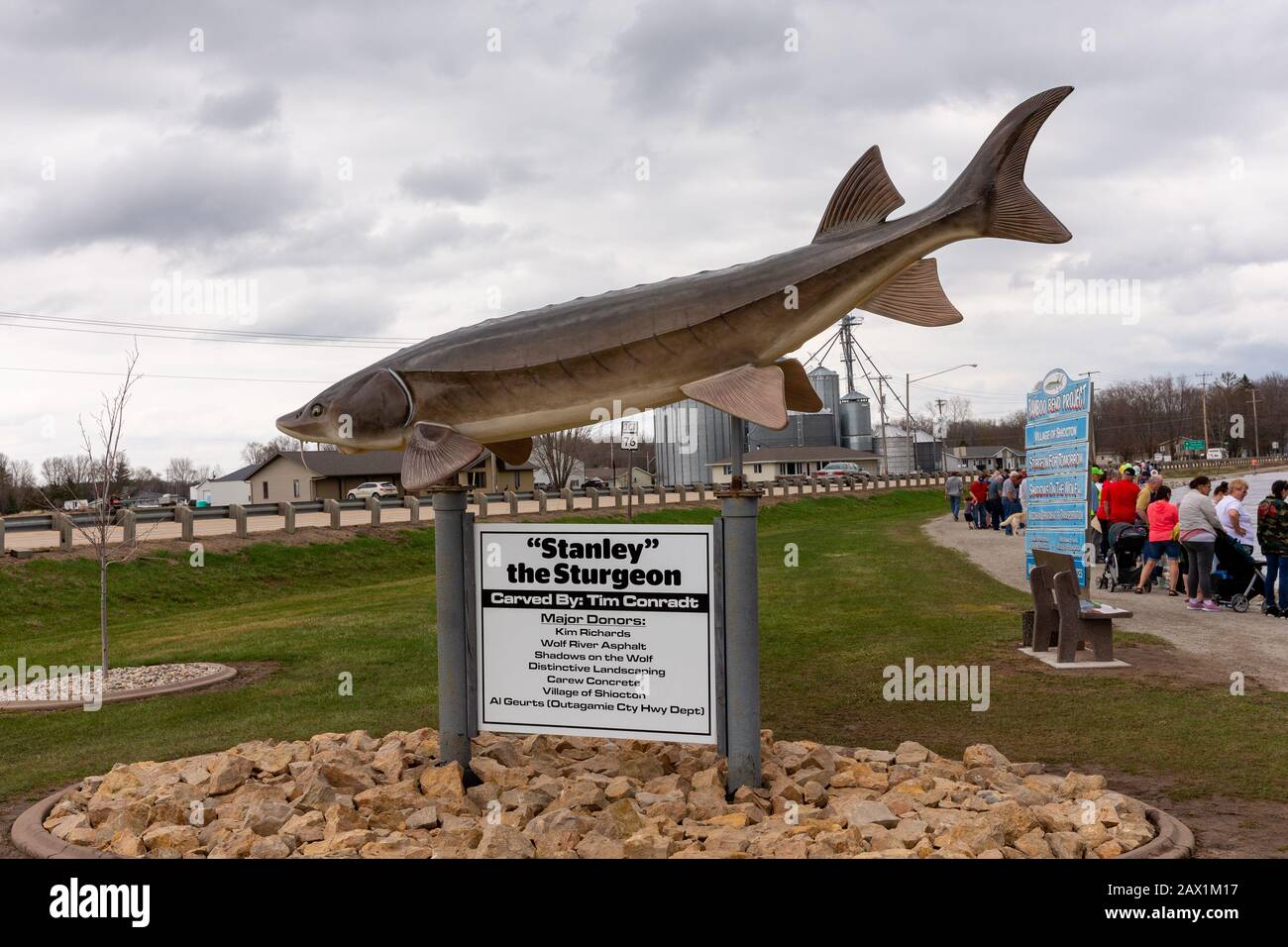 Shiocton, WI - May 2, 2018:  Historical Marker at the Stanley Sturgeon Viewing Area on the Wolf River.  Sturgeon are an ancient game fish and viewing Stock Photo