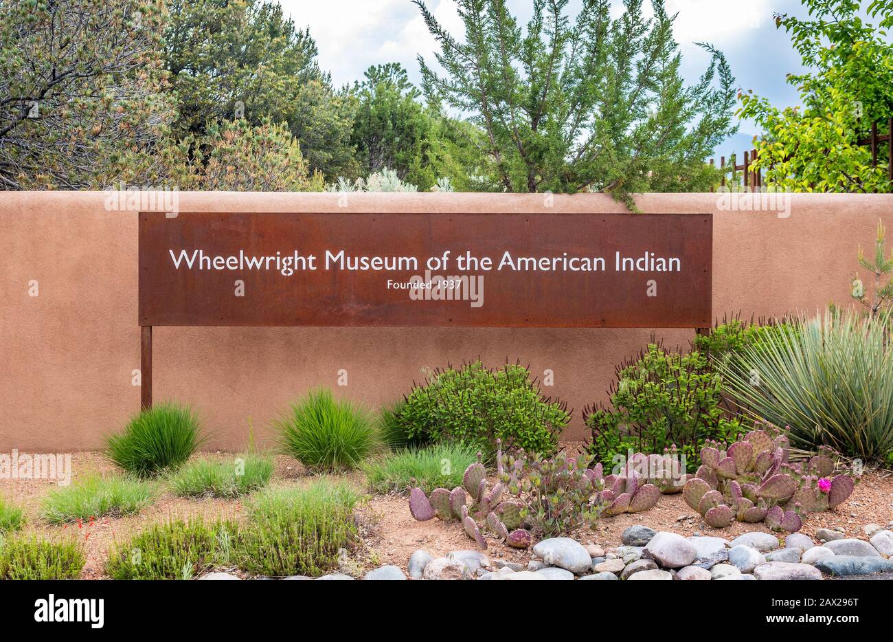 Wheelwright Museum of the American Indian on Museum Hill, Santa Fe, New Mexico, USA. Stock Photo